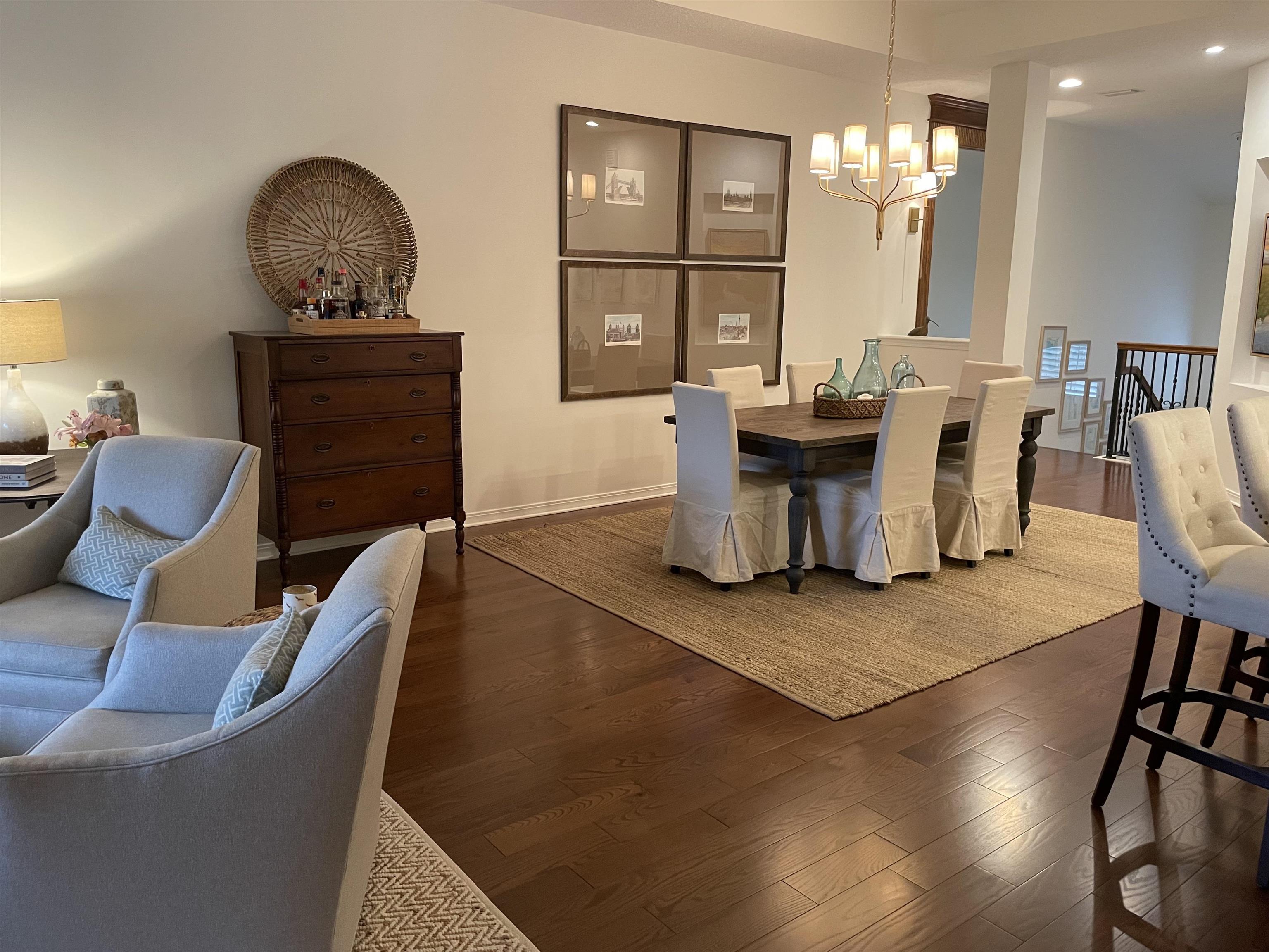 1207 Makarios Dr
