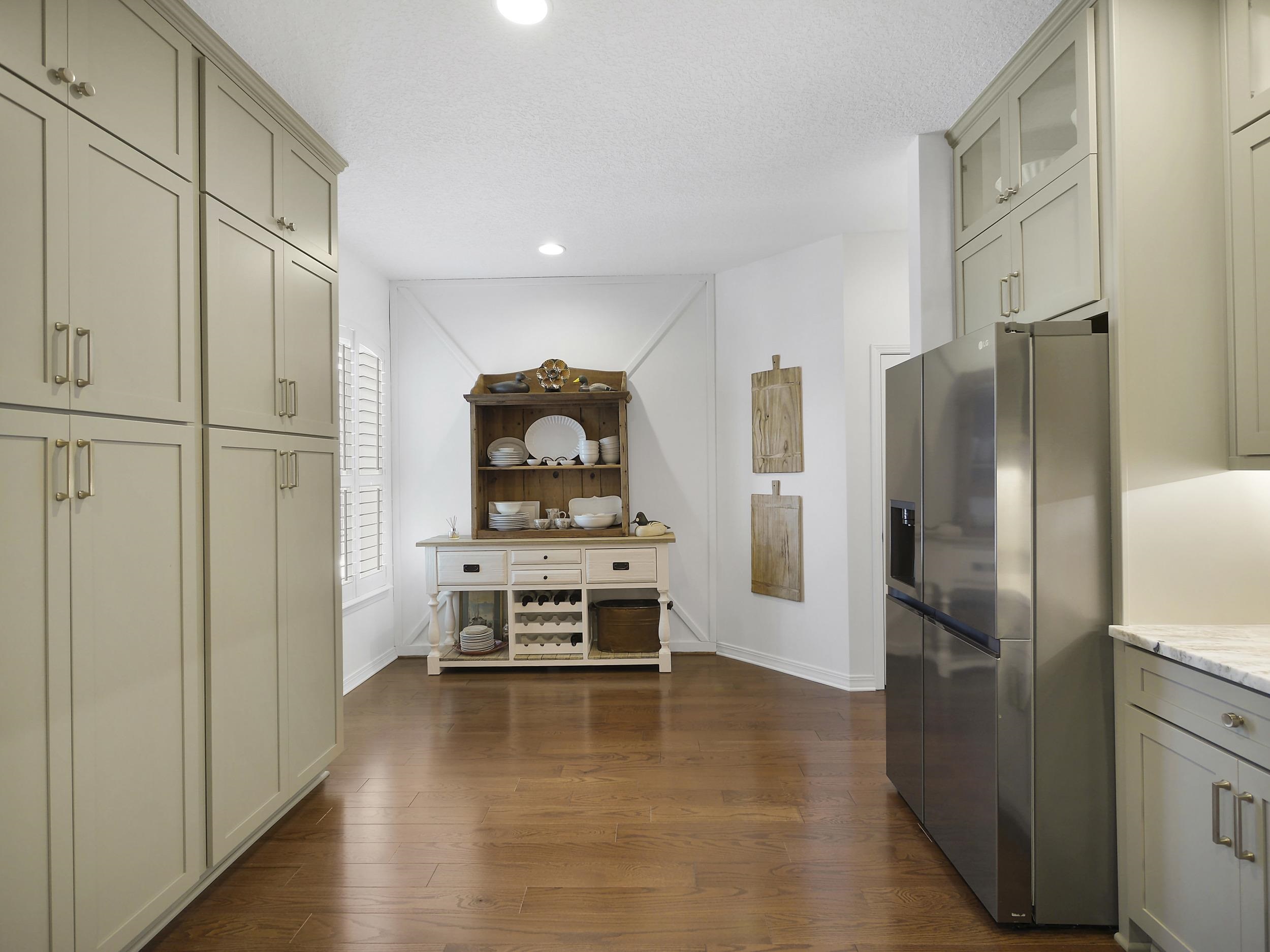 1207 Makarios Dr