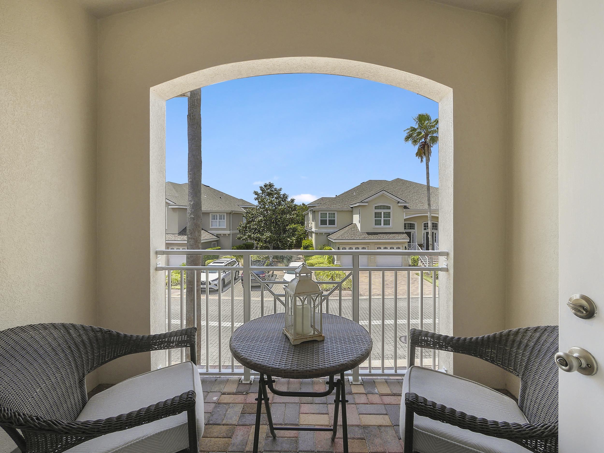1207 Makarios Dr