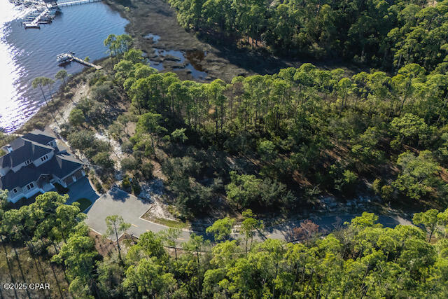 1107 E Water Oak Bend
