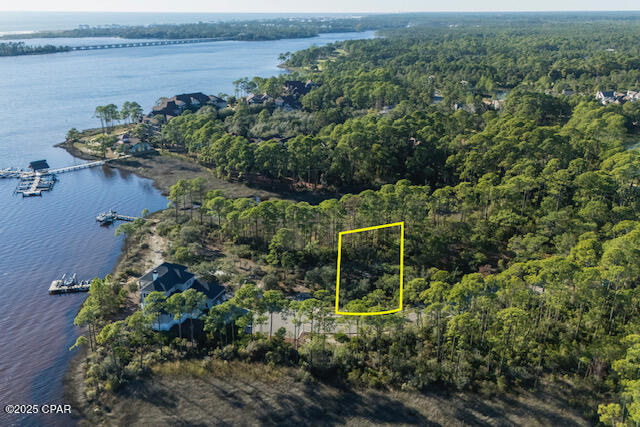 1107 E Water Oak Bend