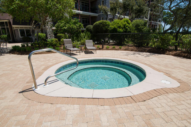 1107 E Water Oak