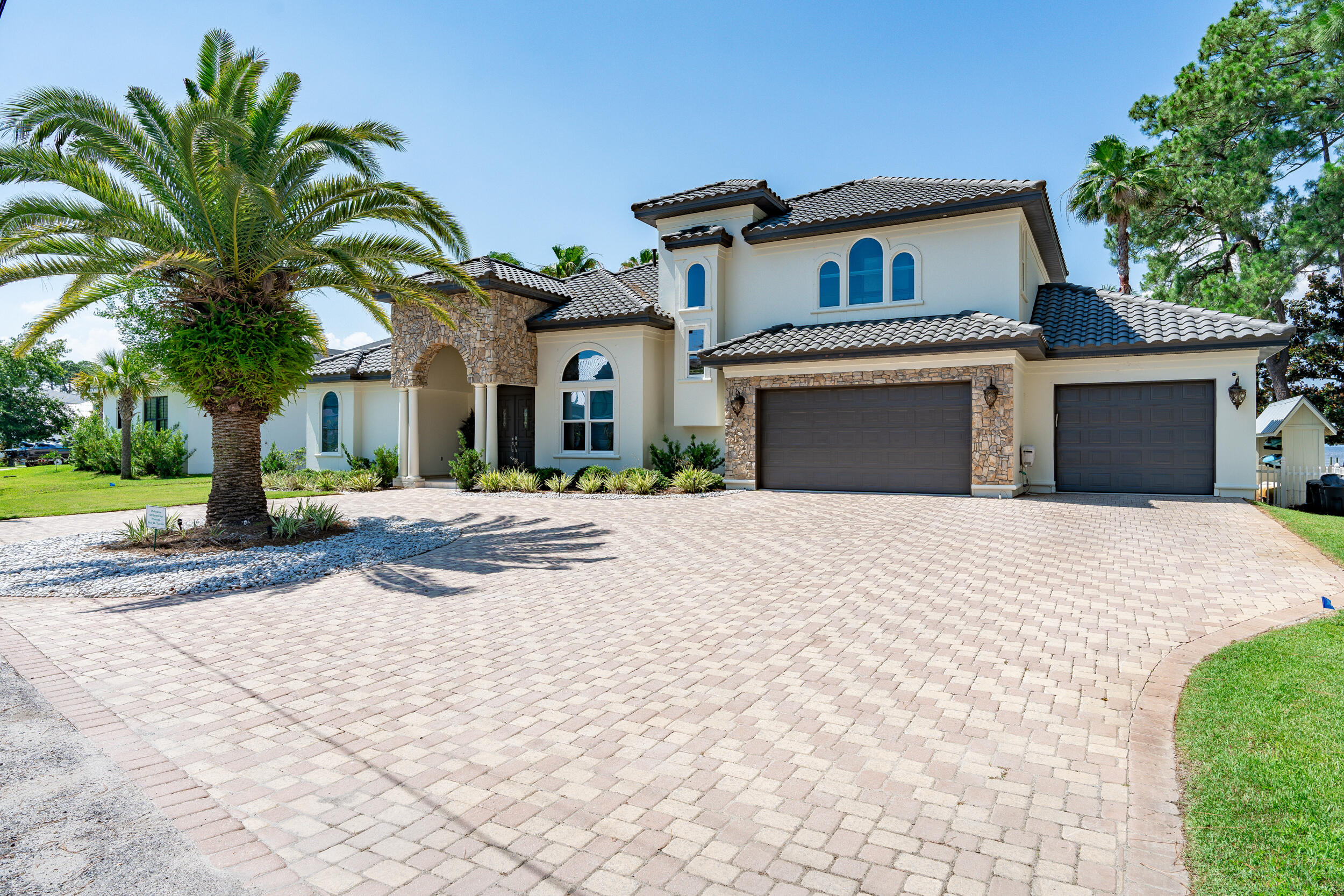 136 Casa Grande Lane