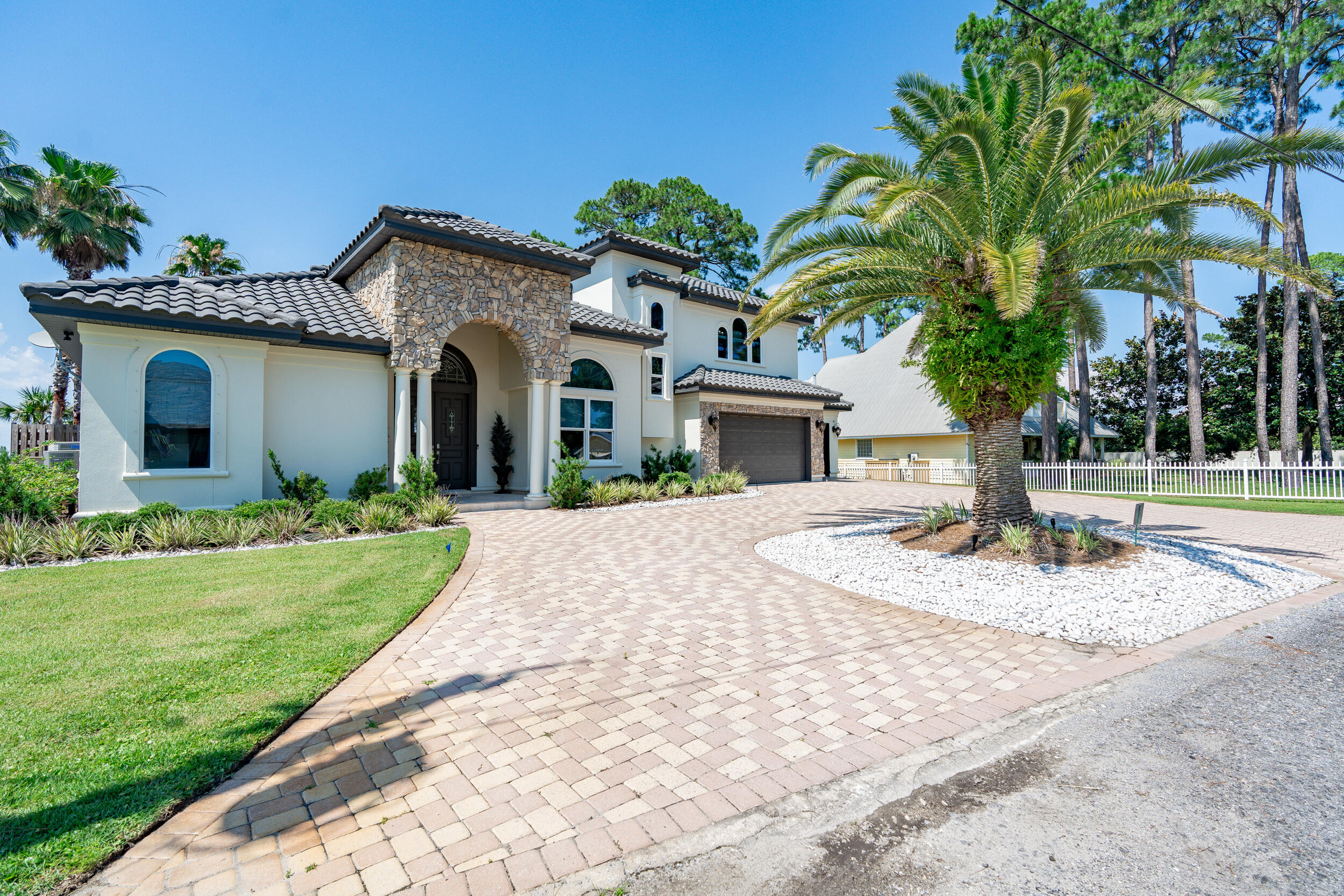 136 Casa Grande Lane