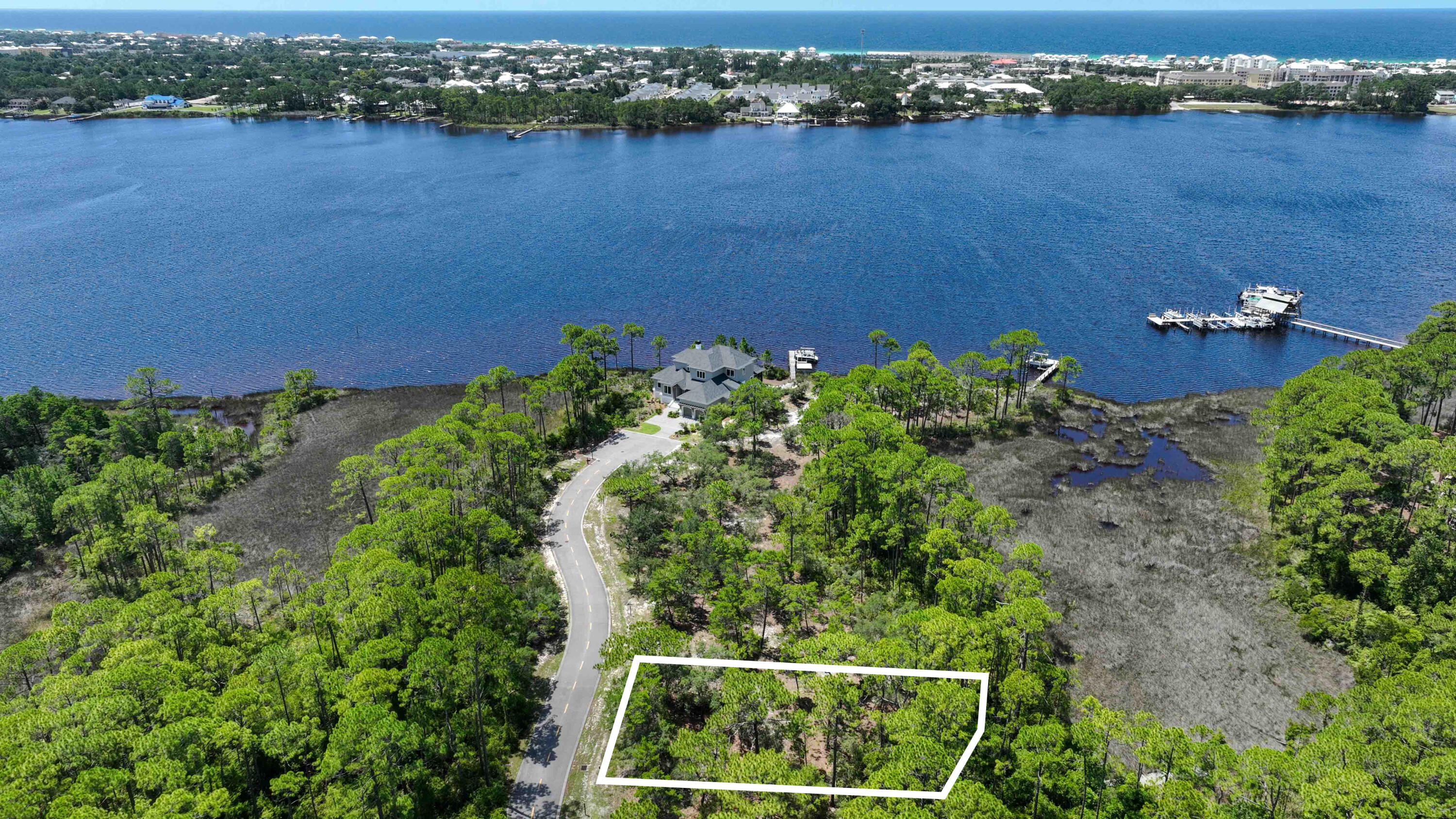 1113 E Water Oak