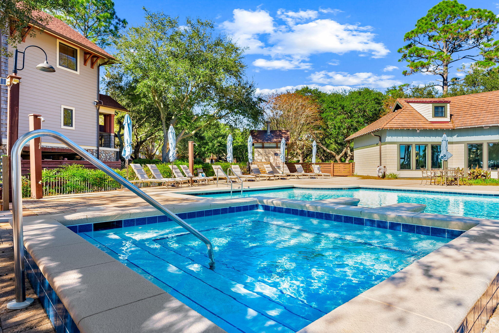 1619 Meadow Lark Way