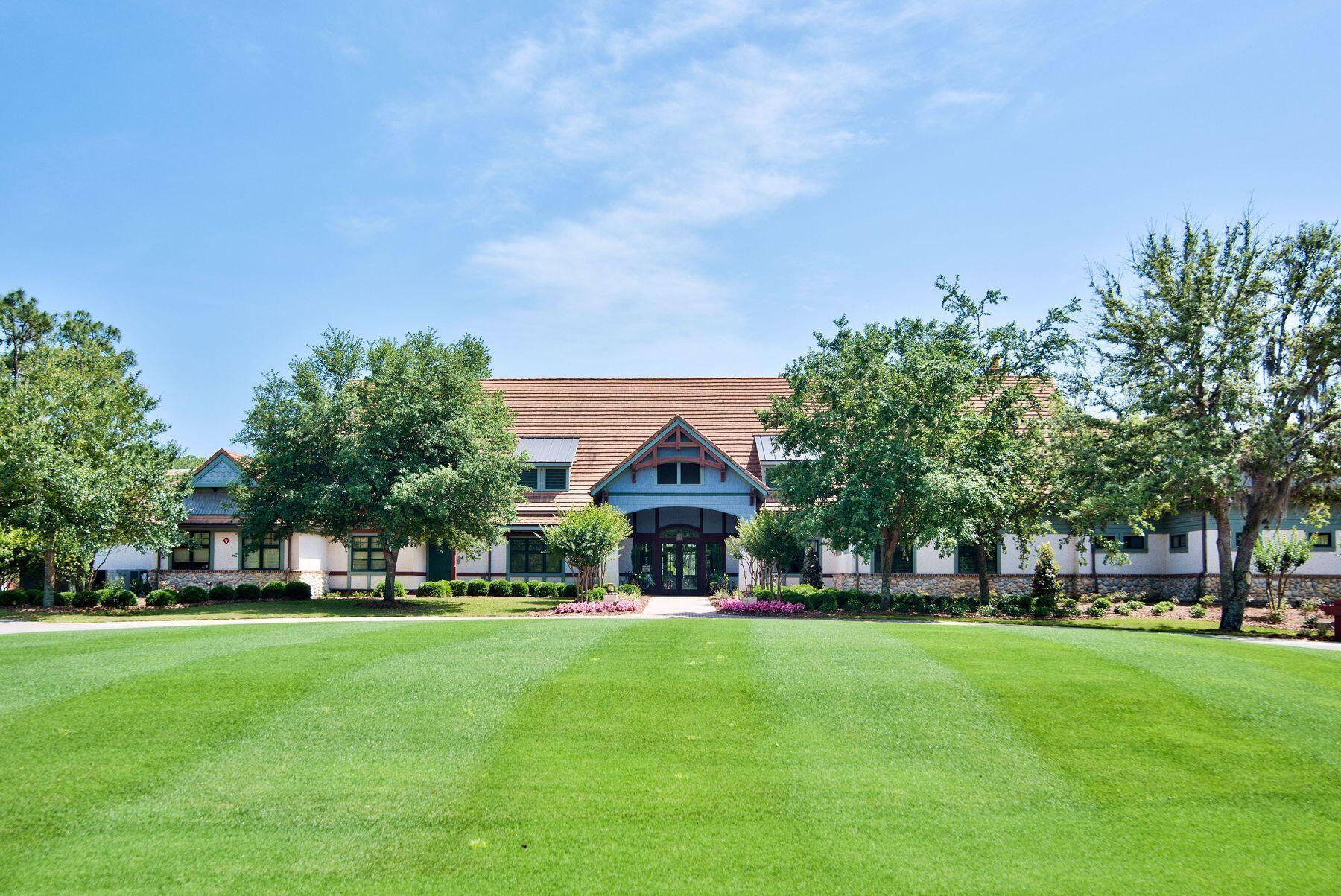 1218 W Water Oak