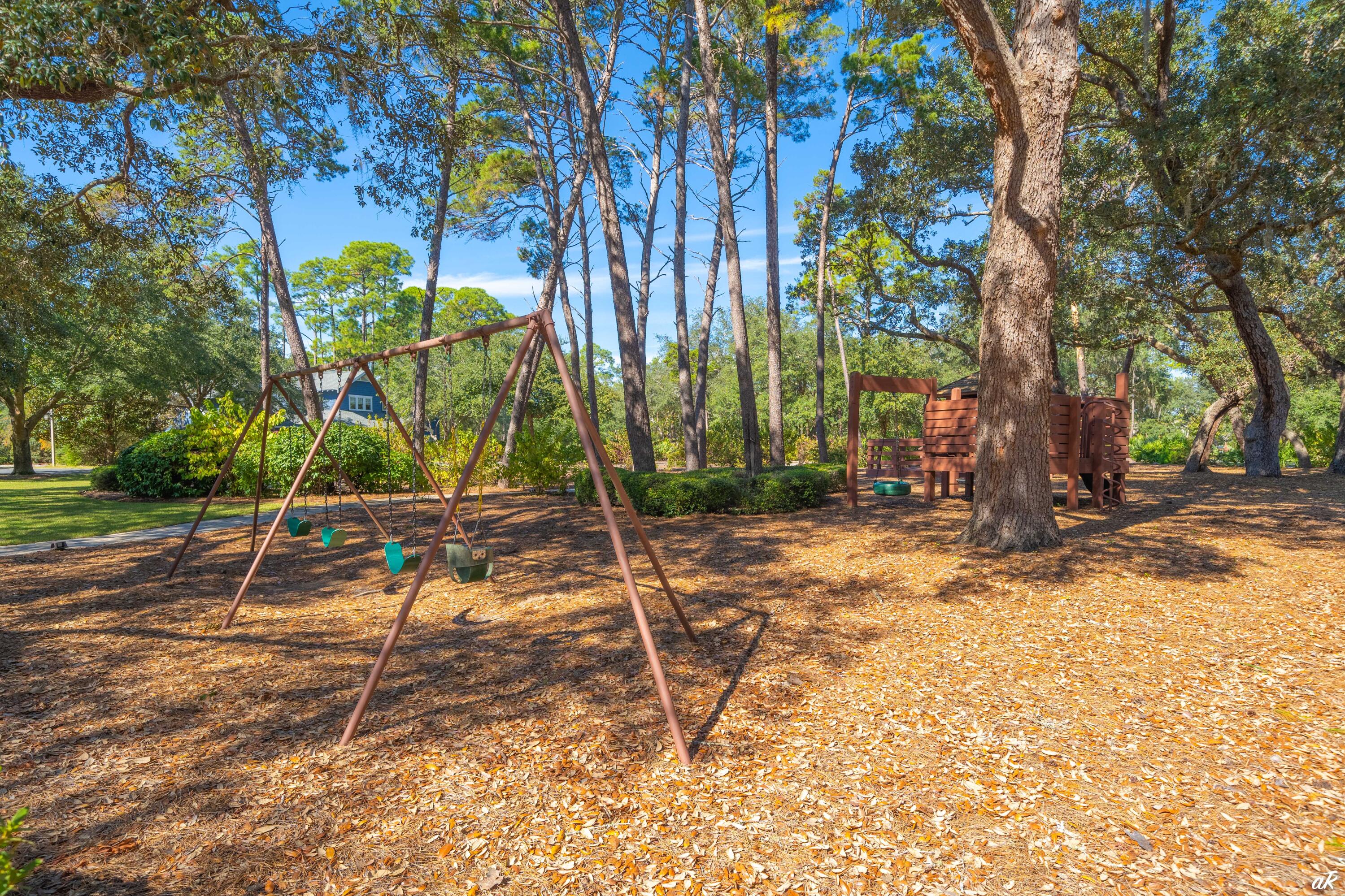 1111 E Water Oak