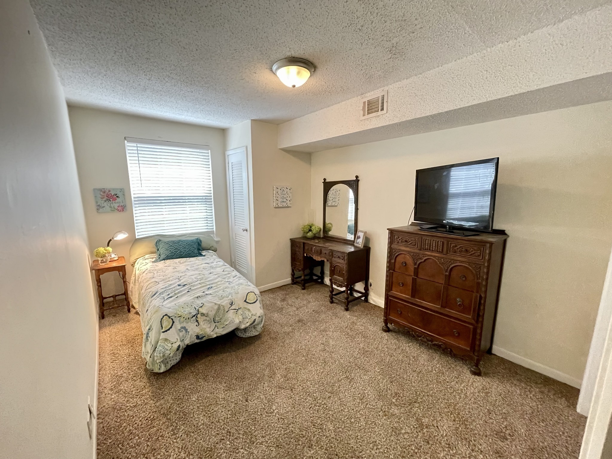 441 Harding Pl Unit: B14