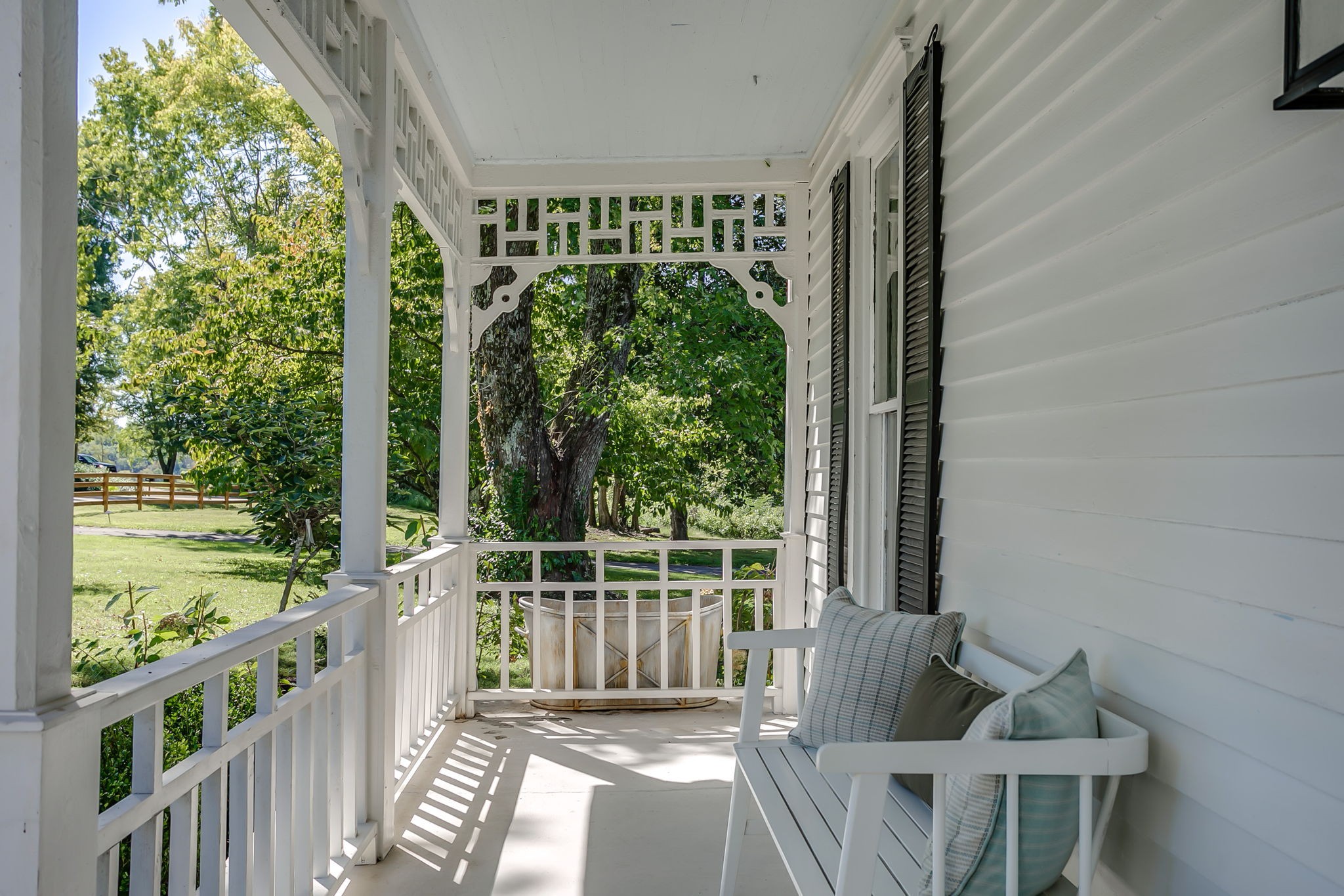 2320 Lewisburg Pike