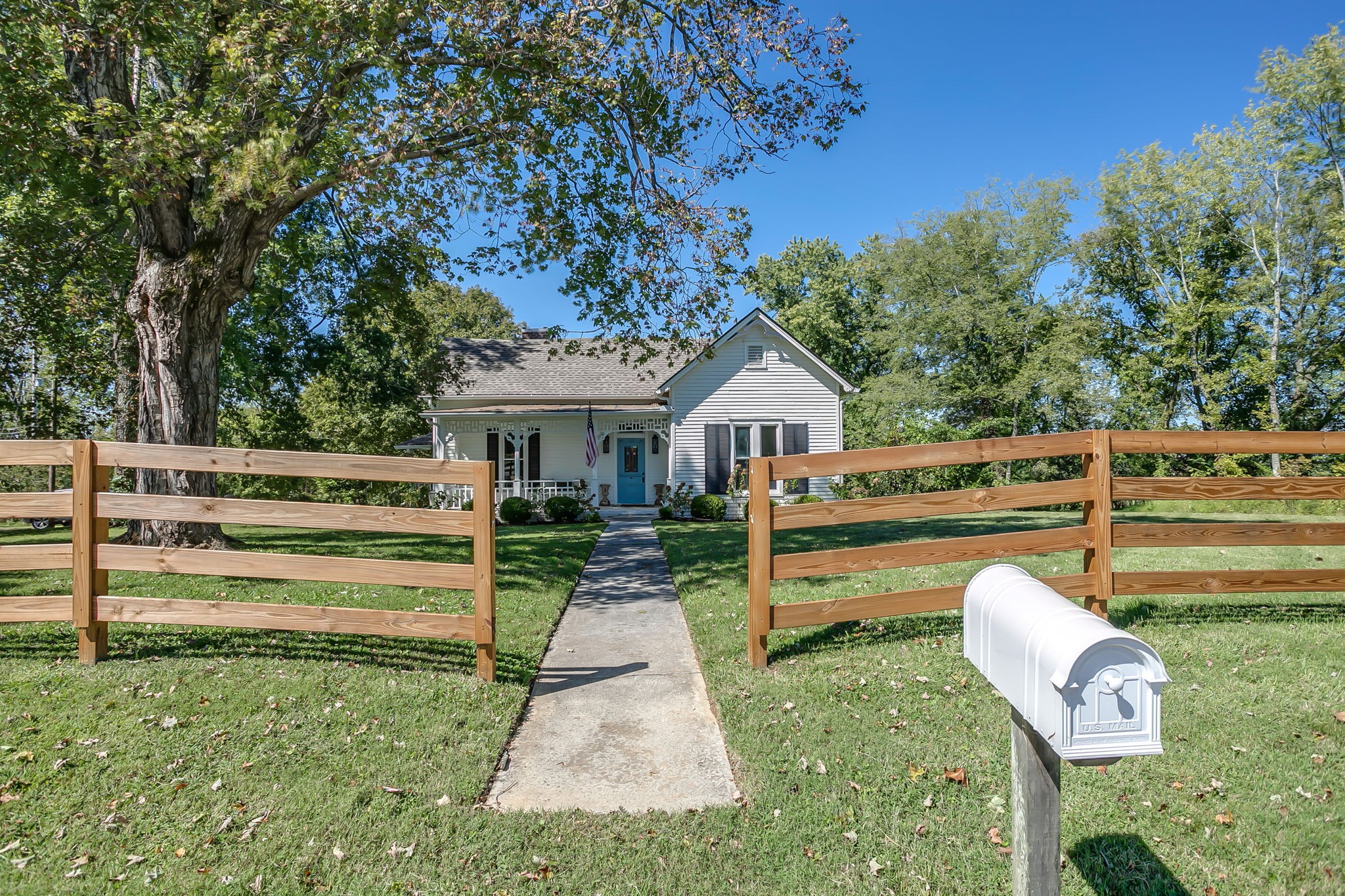 2320 Lewisburg Pike