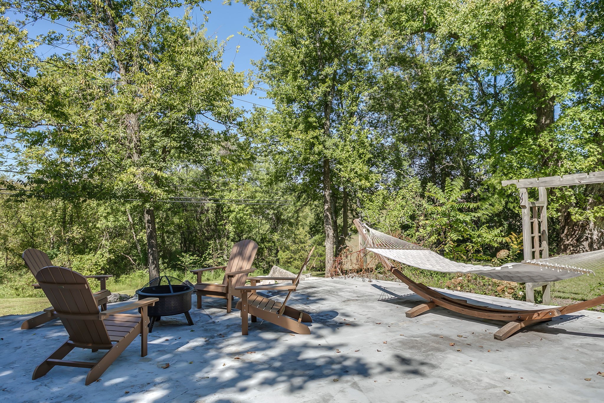 2320 Lewisburg Pike