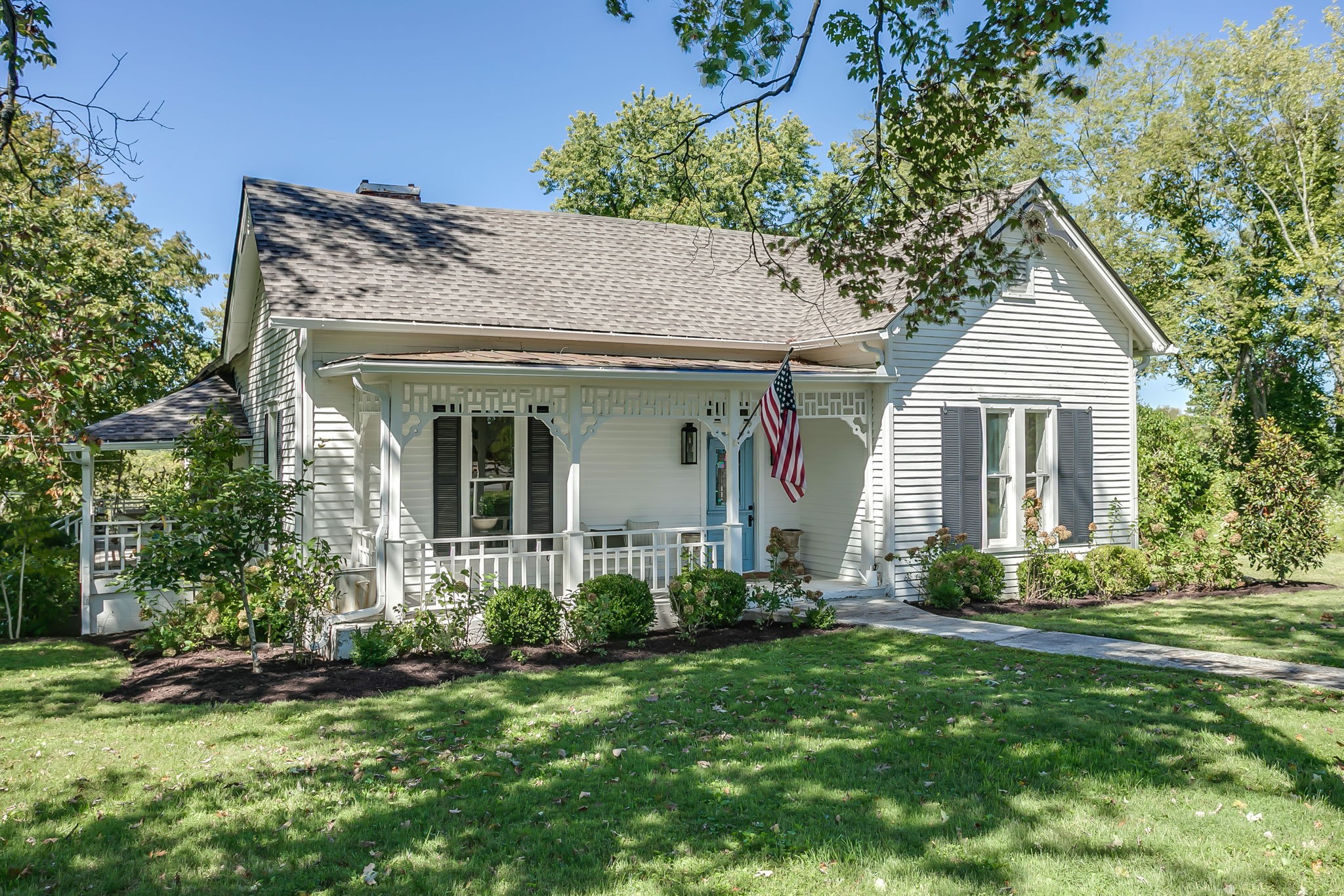 2320 Lewisburg Pike