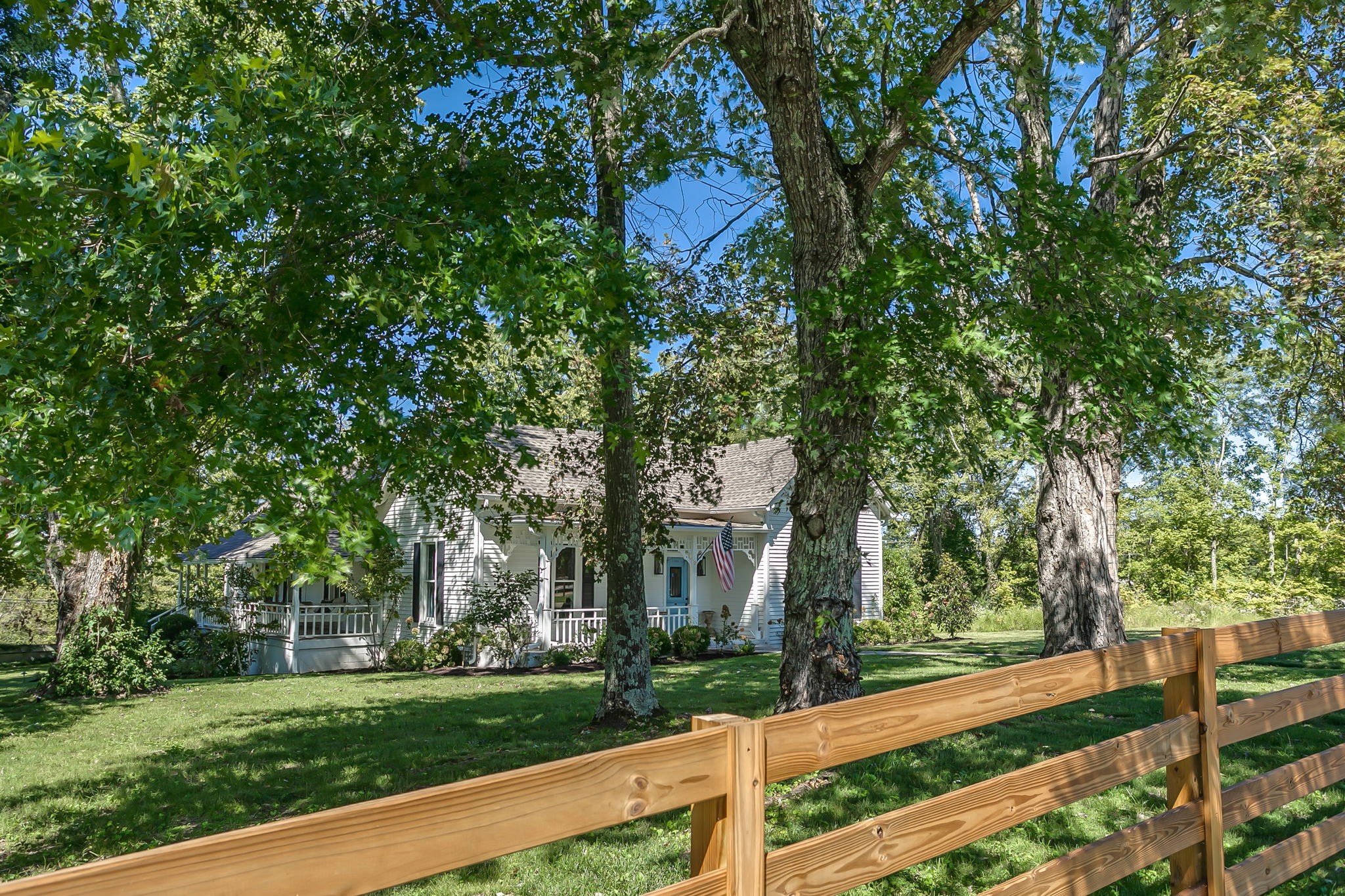 2320 Lewisburg Pike