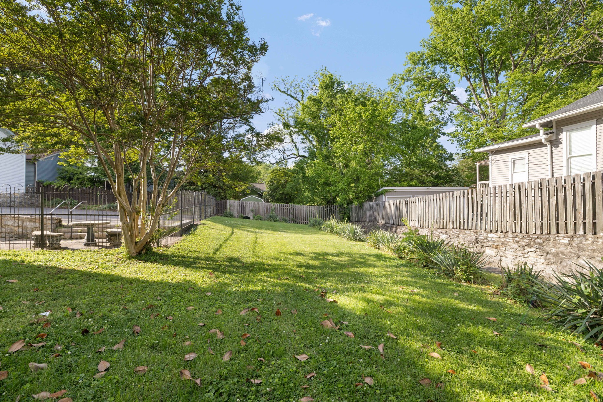 720 W Main St