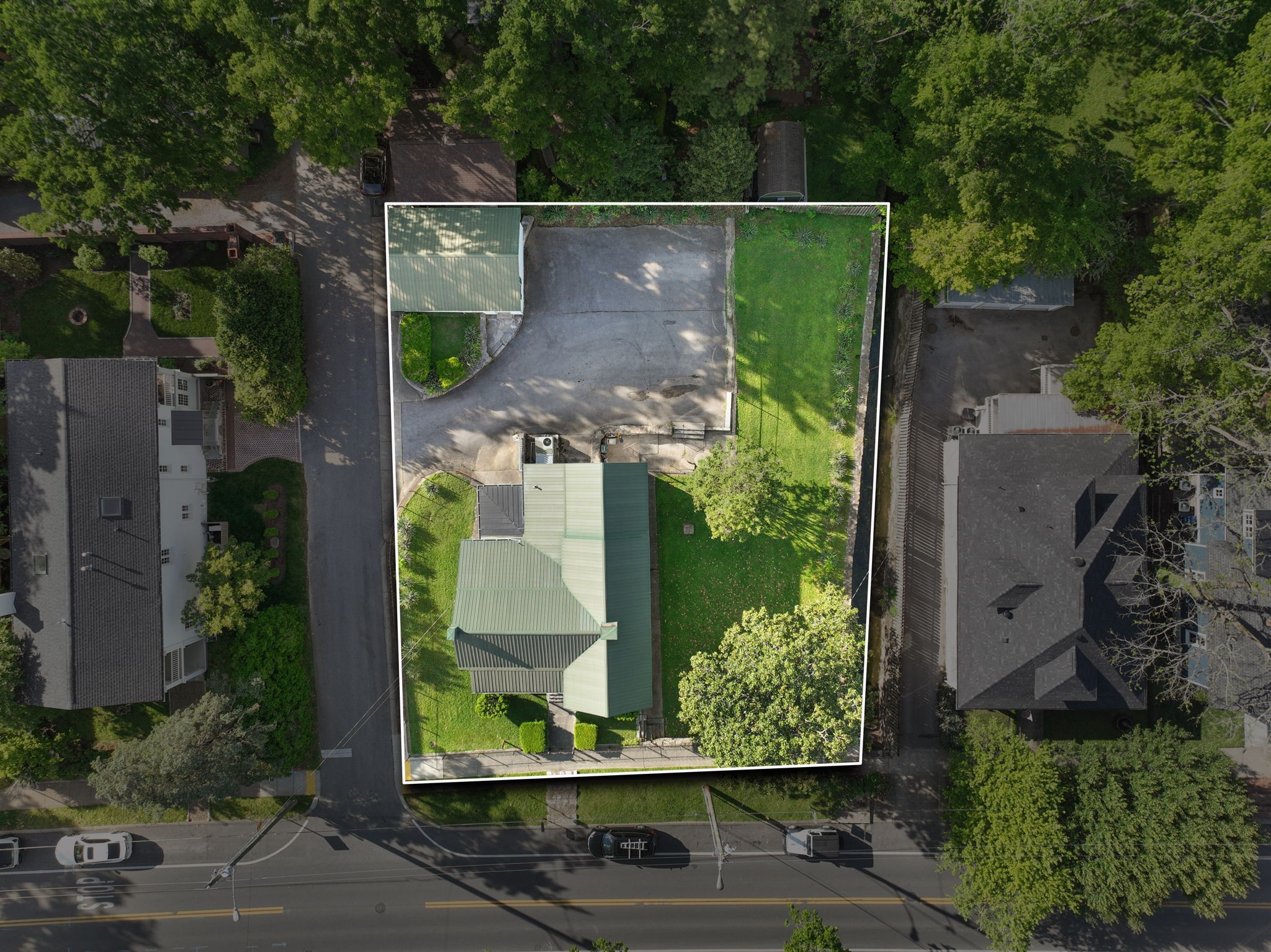 720 W Main St