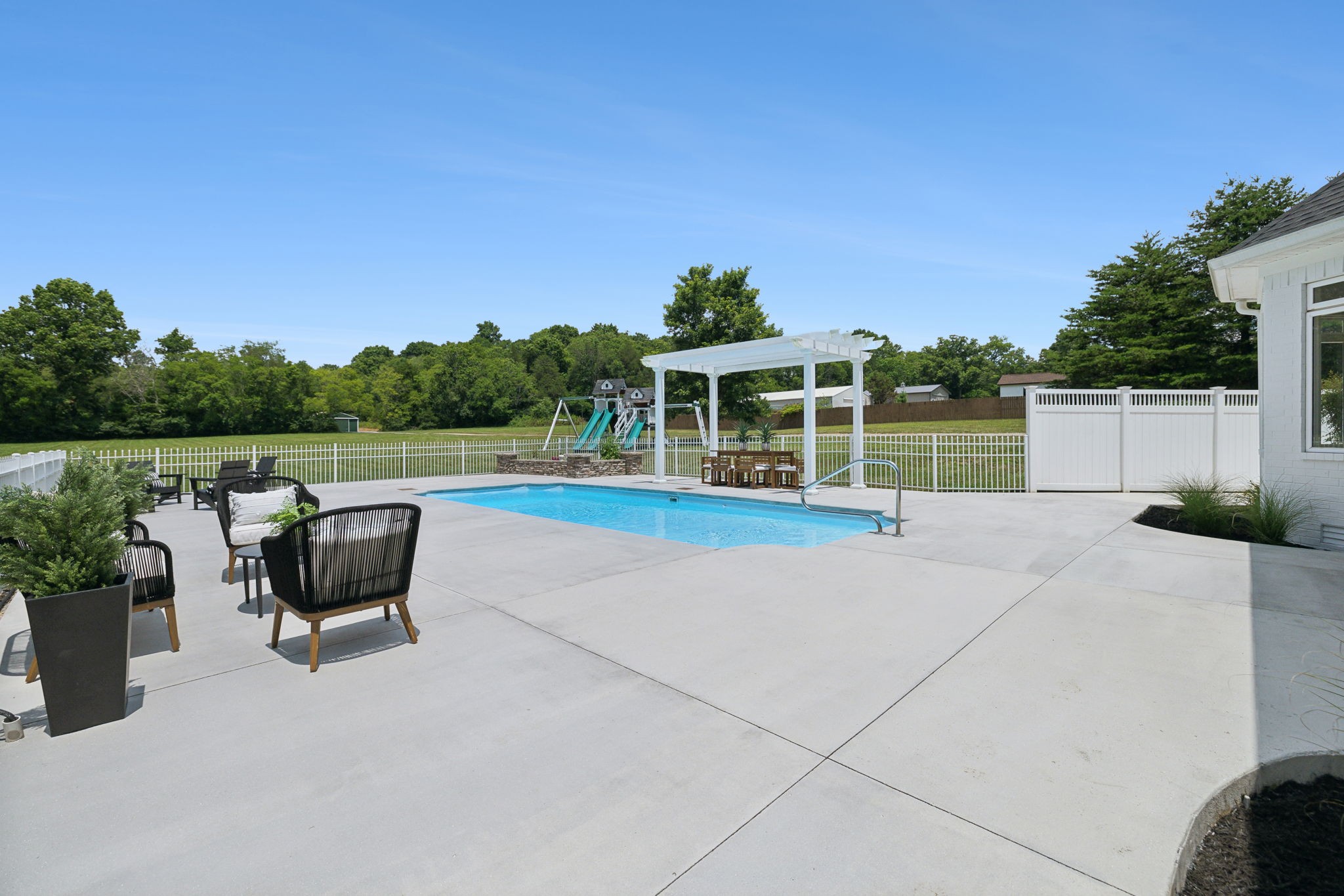 3084 Duplex Rd