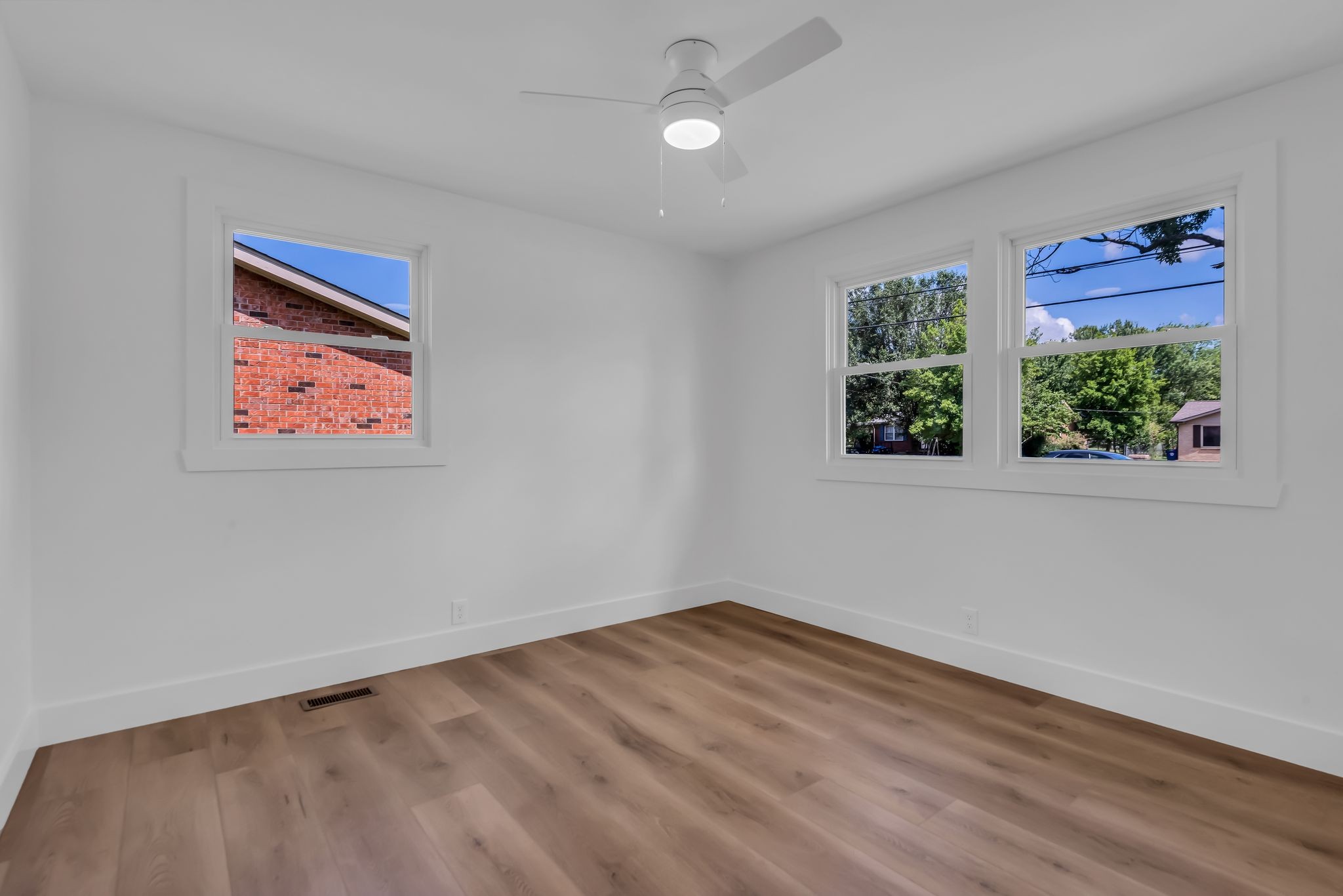 617 W Meade Blvd