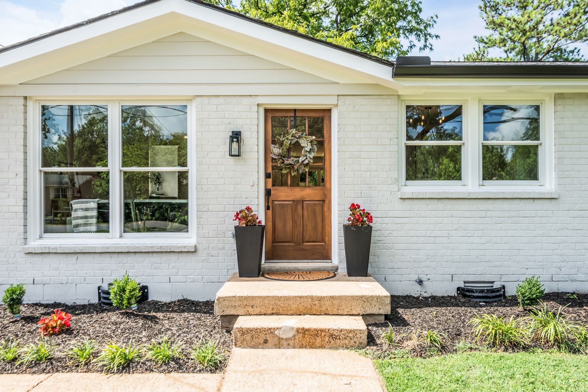 617 W Meade Blvd