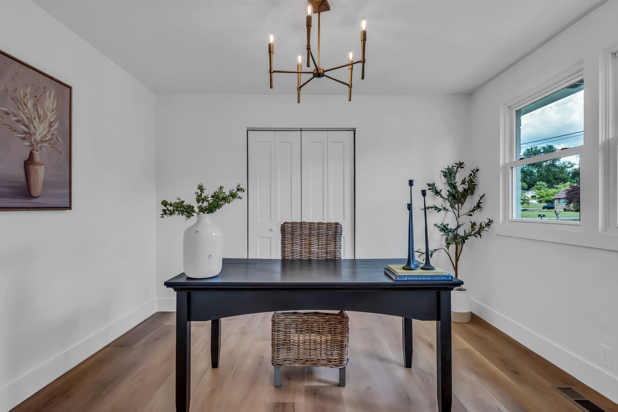 617 W Meade Blvd