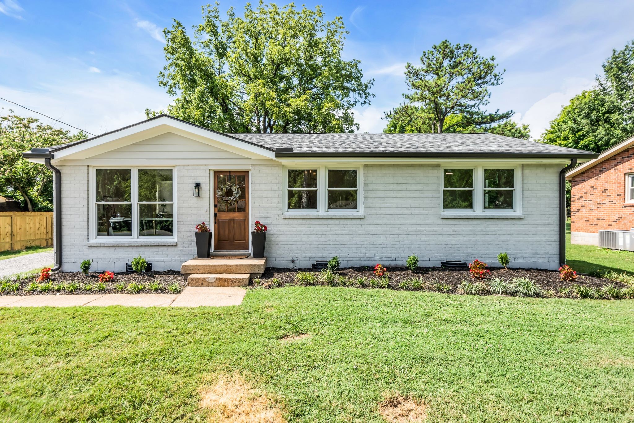 617 W Meade Blvd