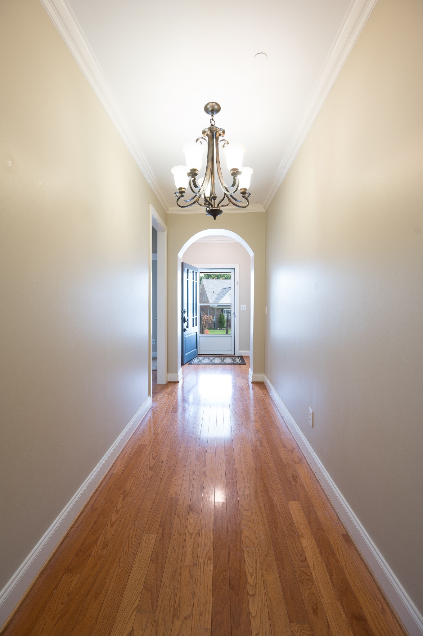 3352 Redmon Hl