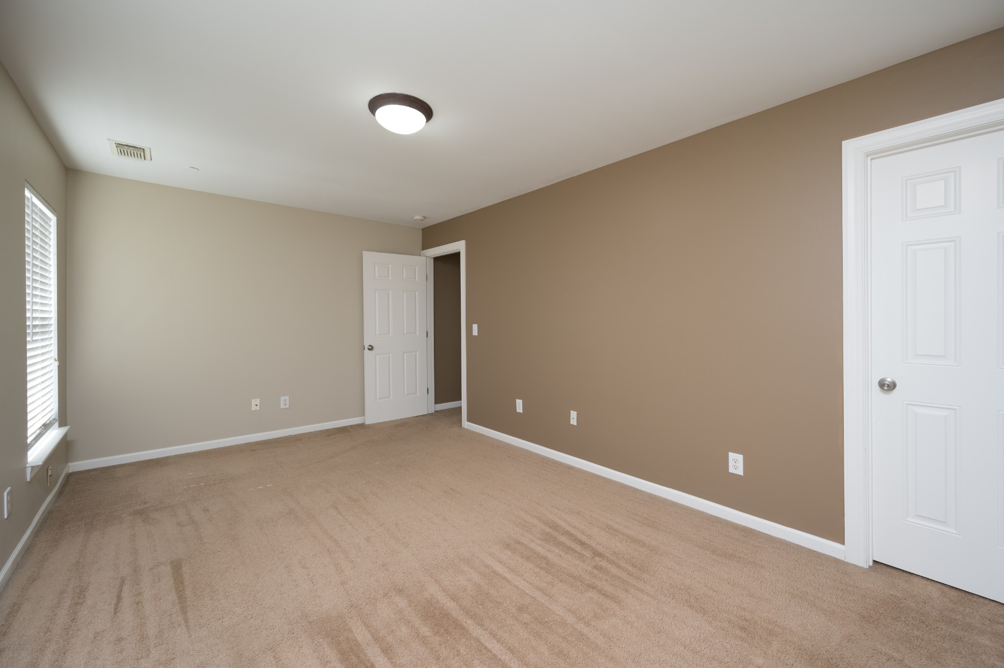 3352 Redmon Hl