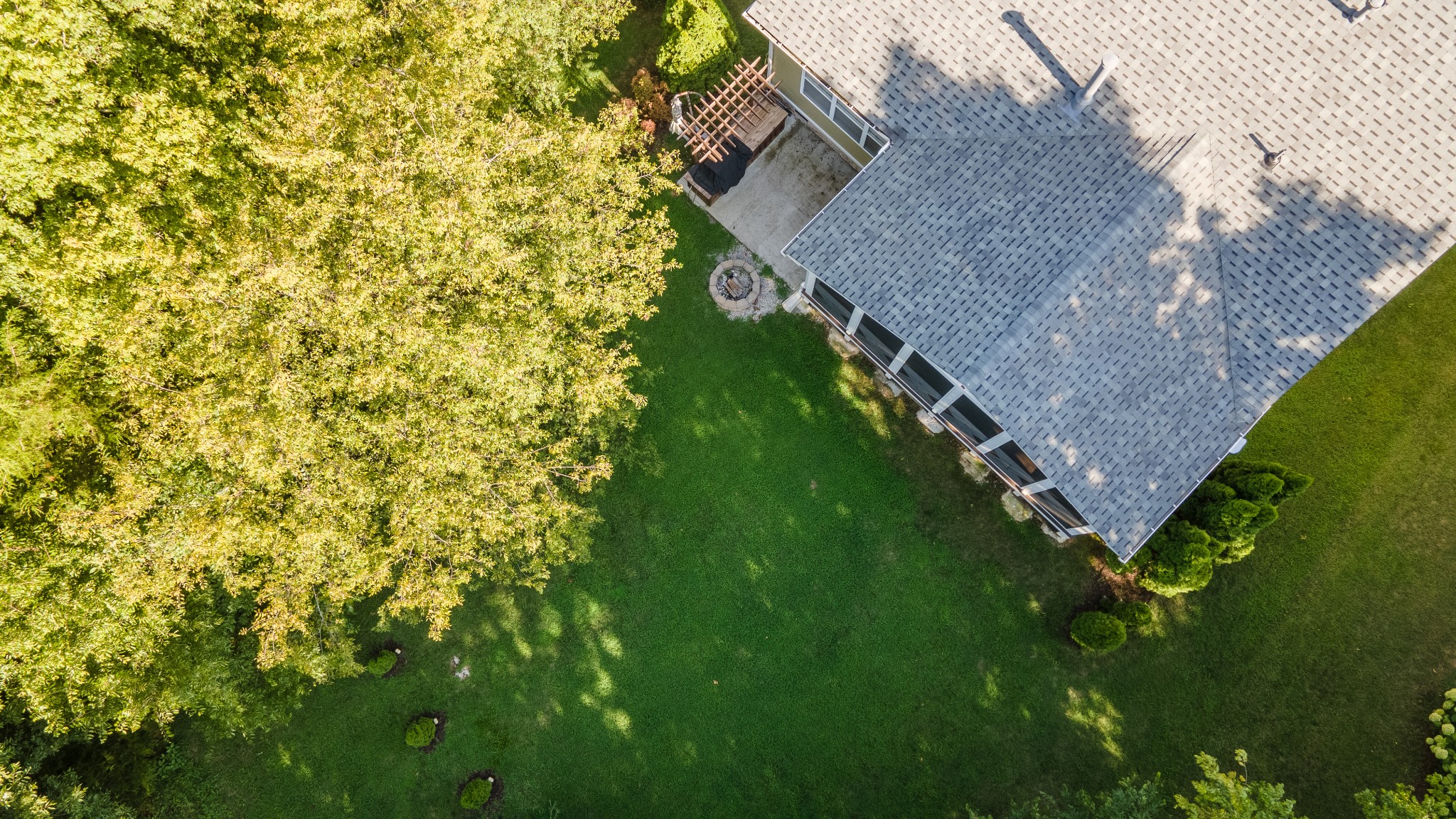 3352 Redmon Hl