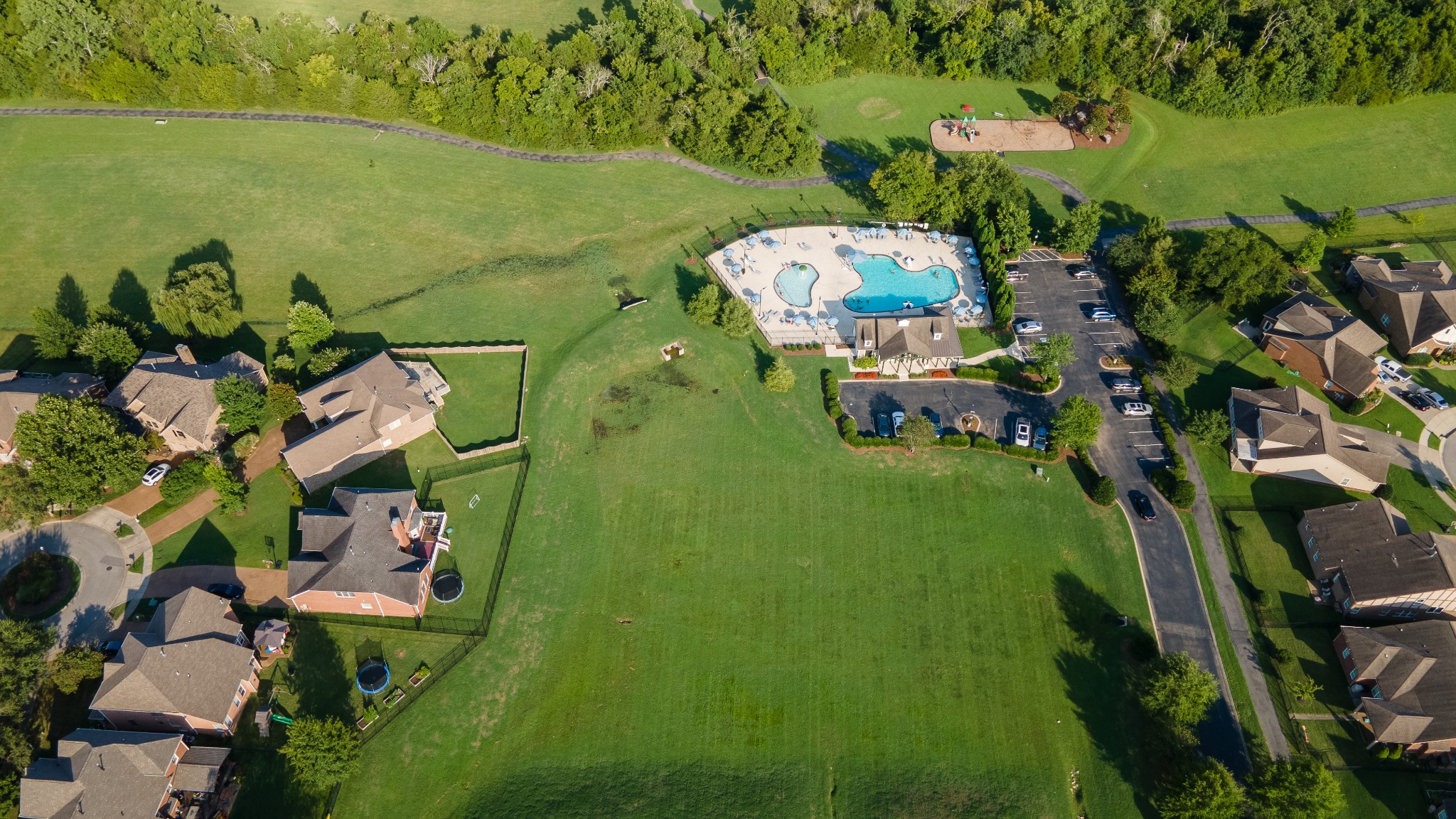 3352 Redmon Hl