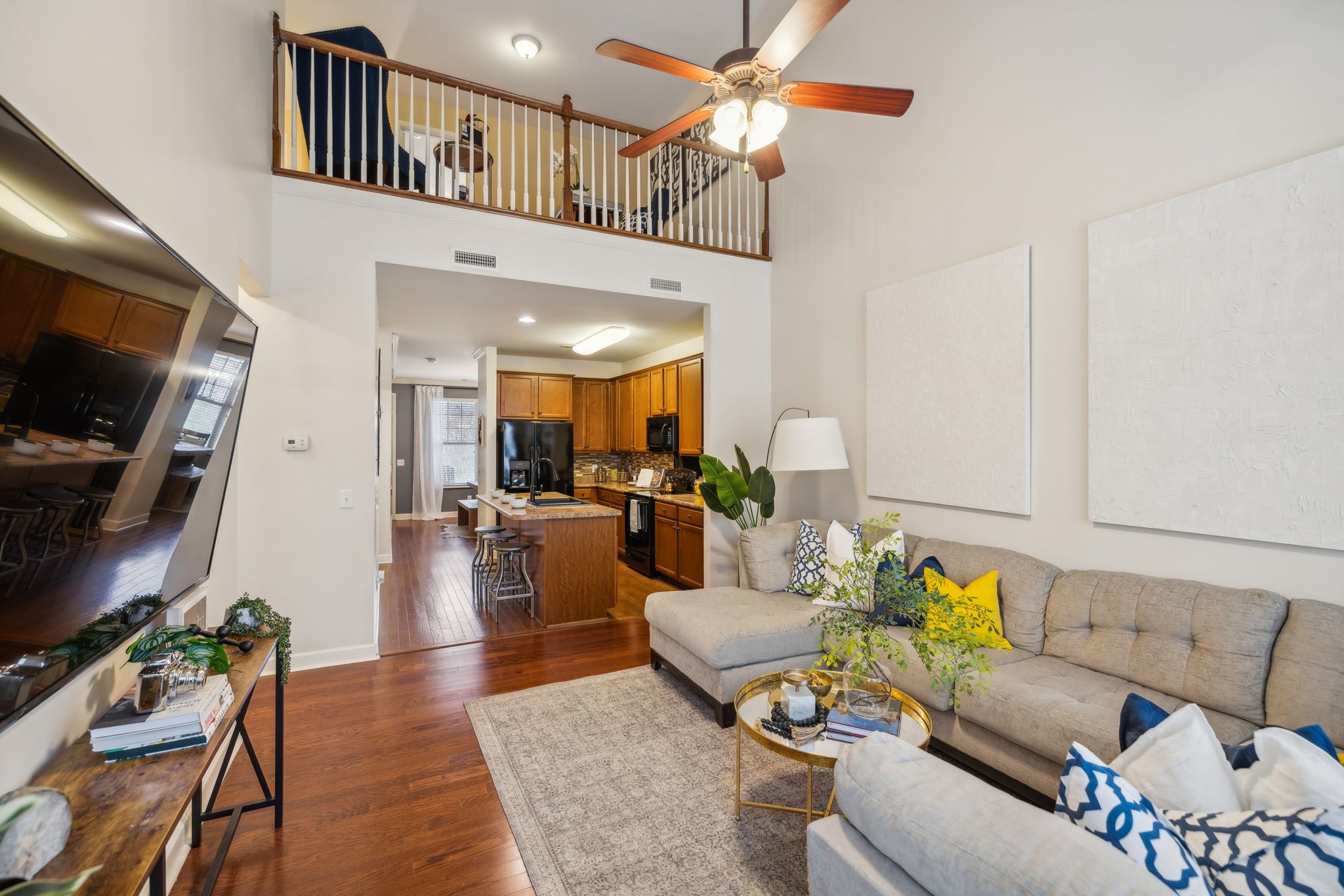 584 Griffin Cir