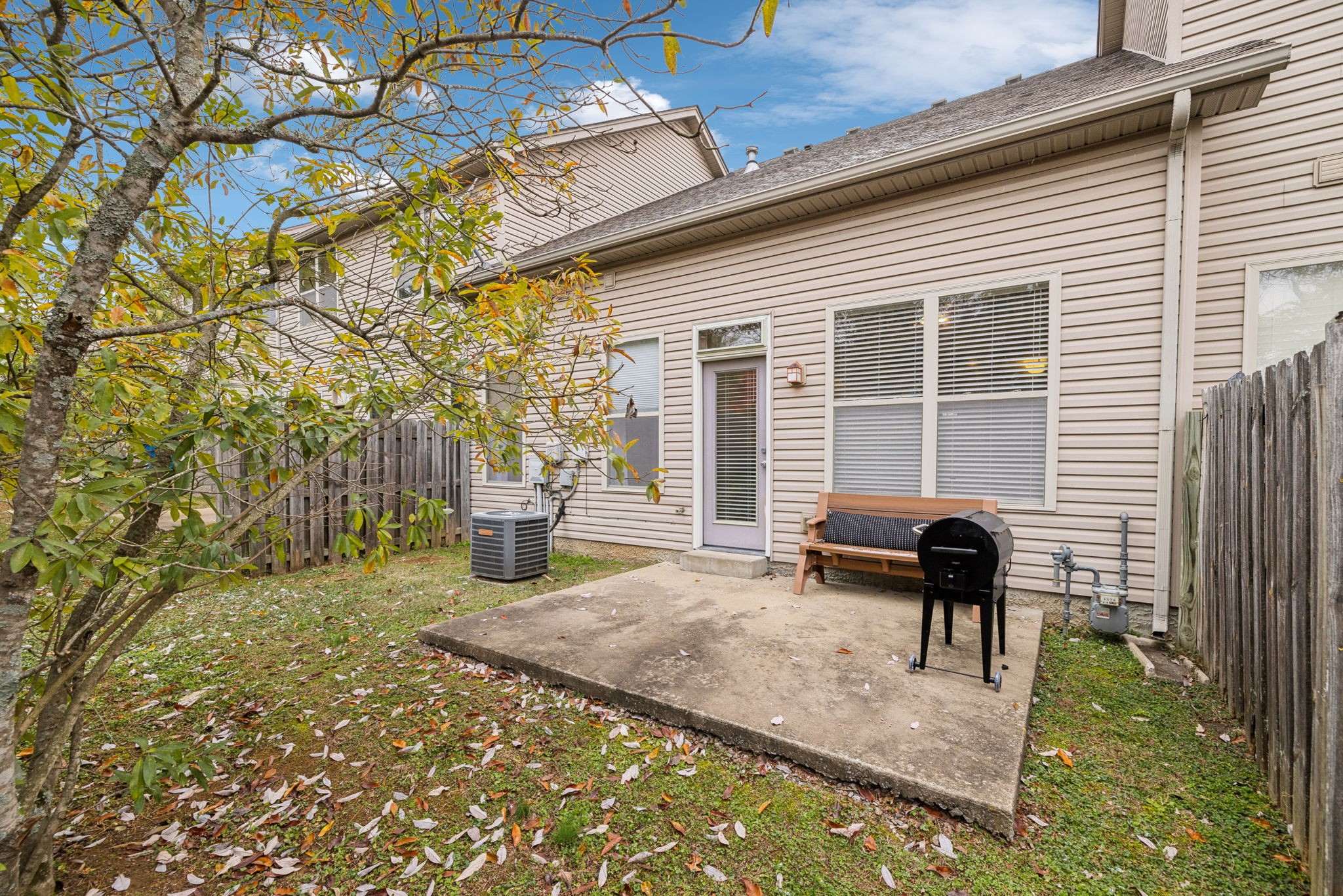 584 Griffin Cir