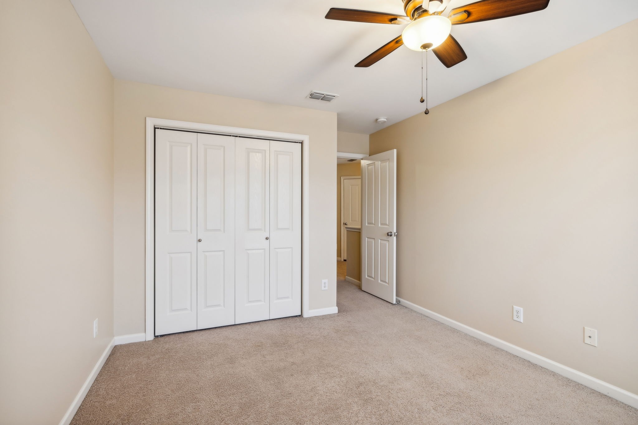 584 Griffin Cir