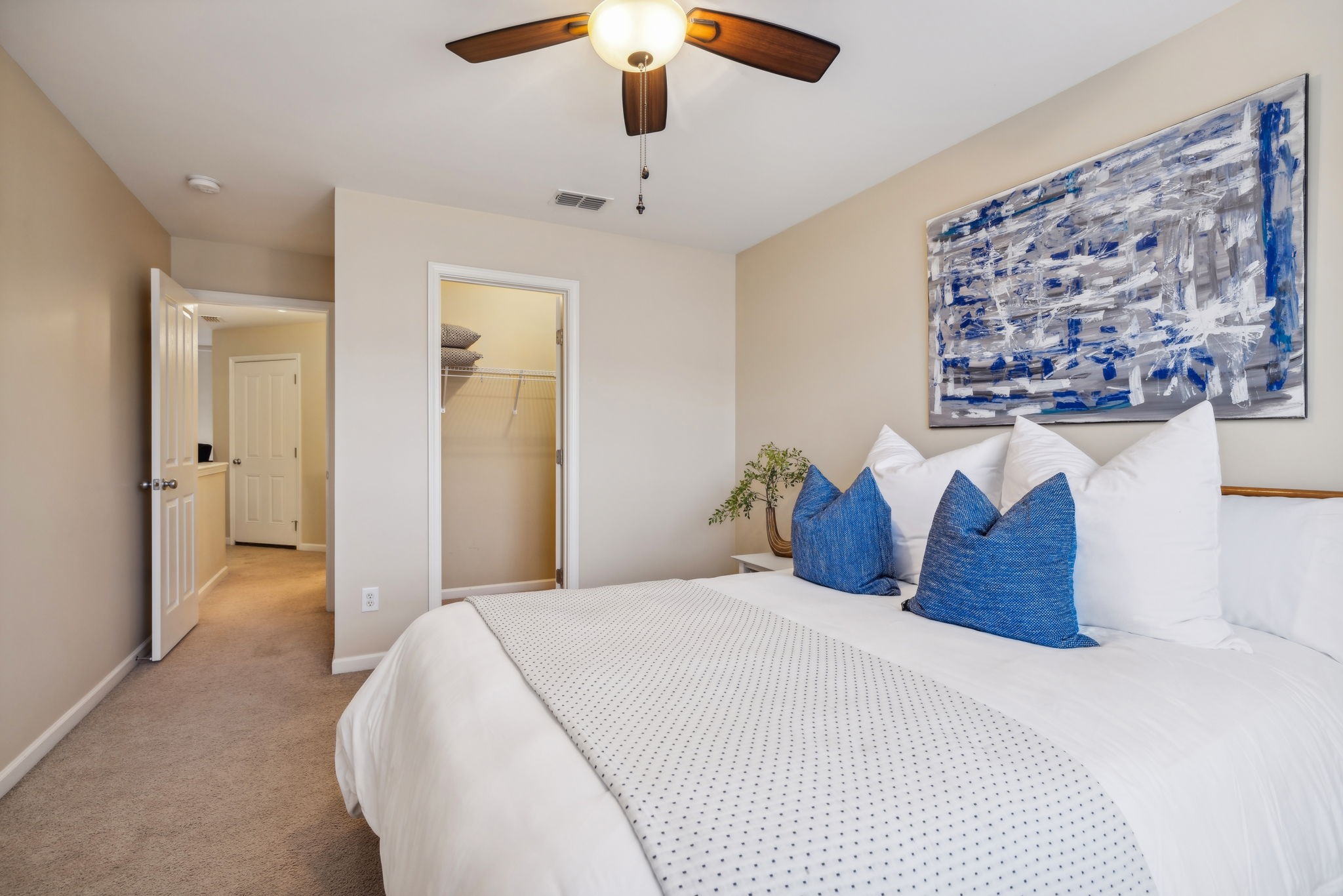 584 Griffin Cir