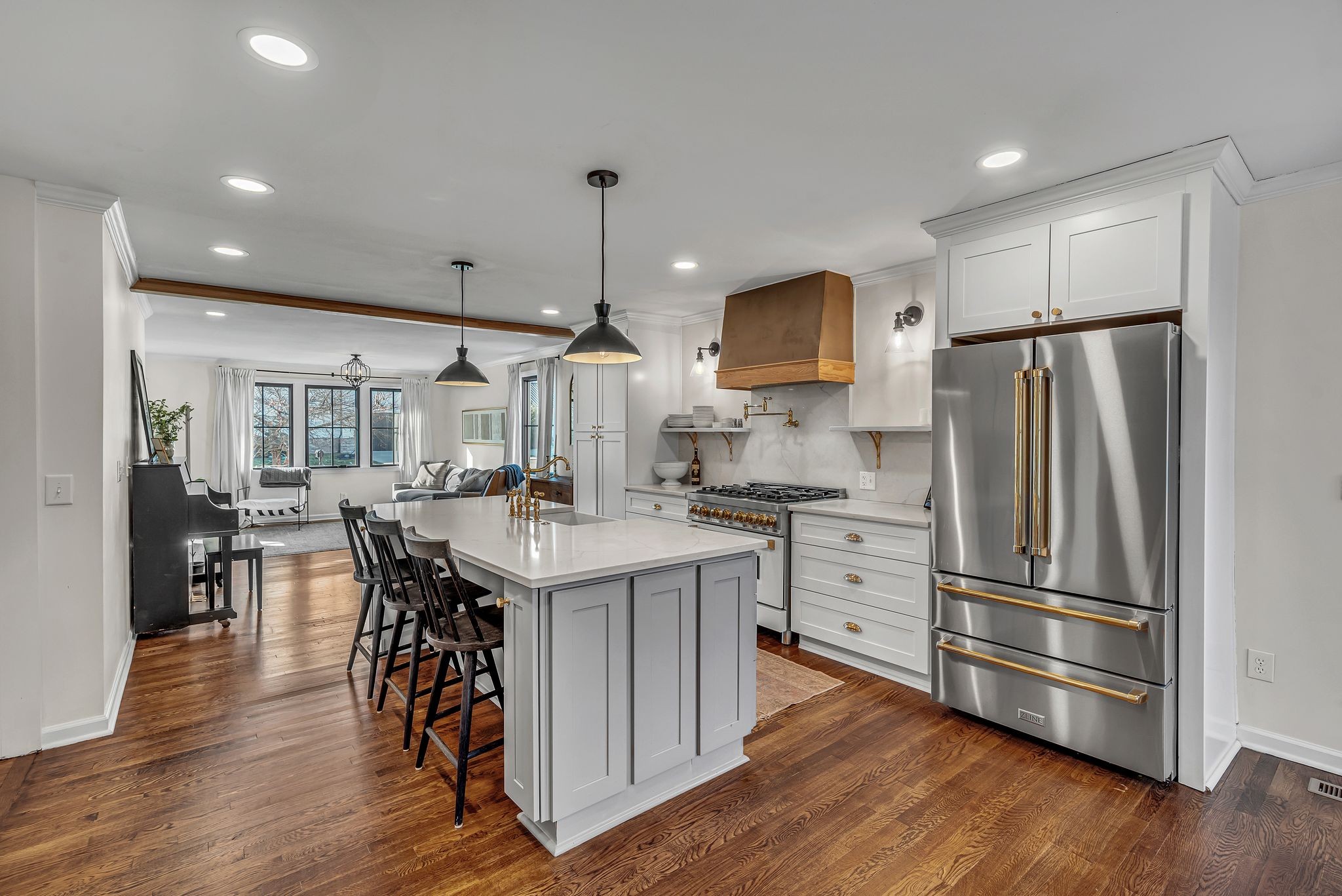 1409 Sunset Dr
