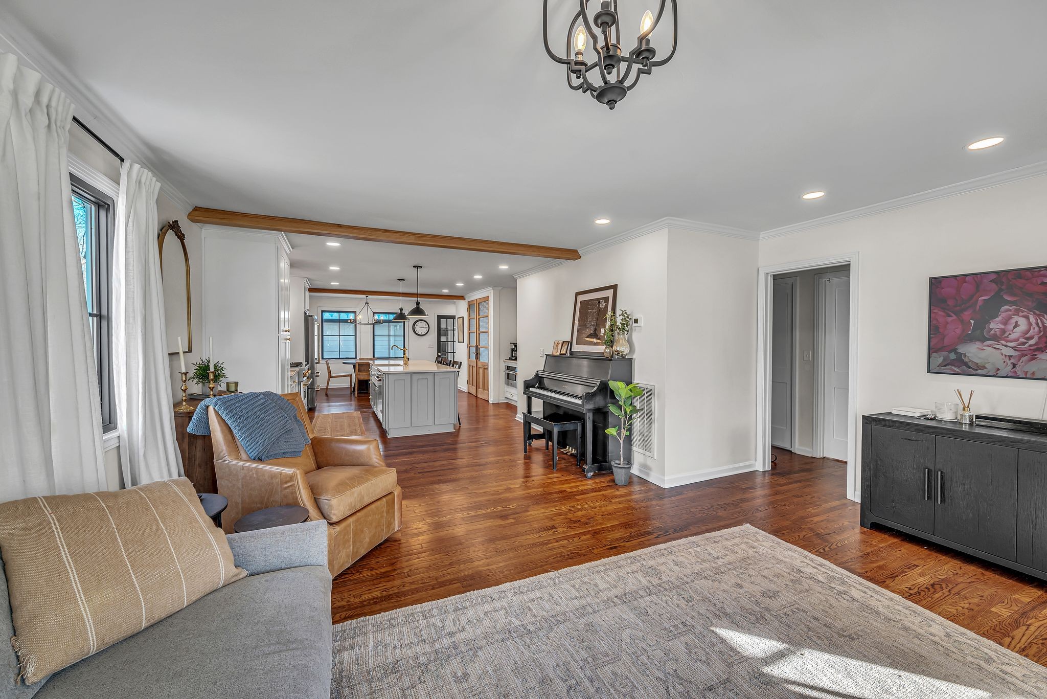 1409 Sunset Dr