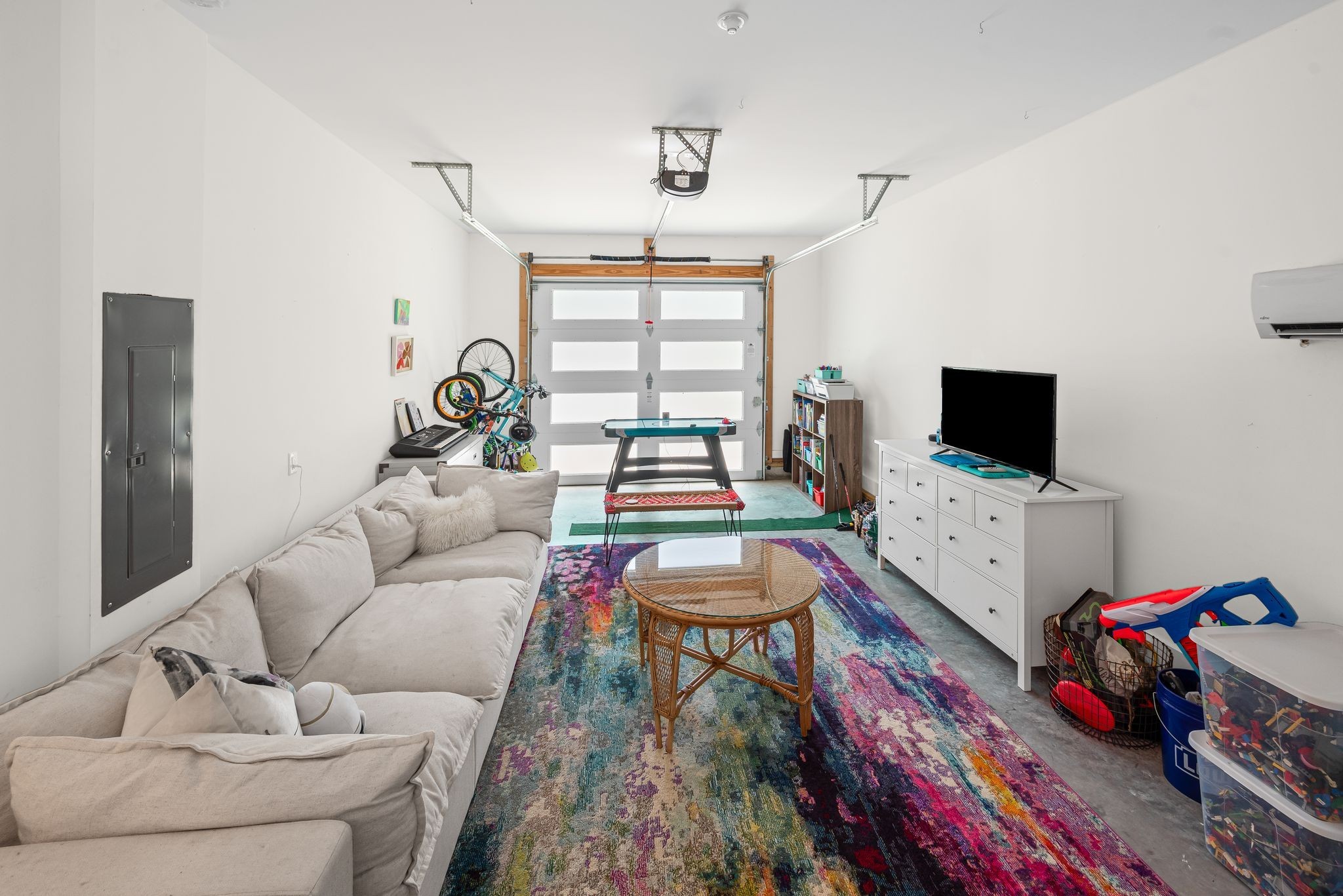 317 Manzano Rd