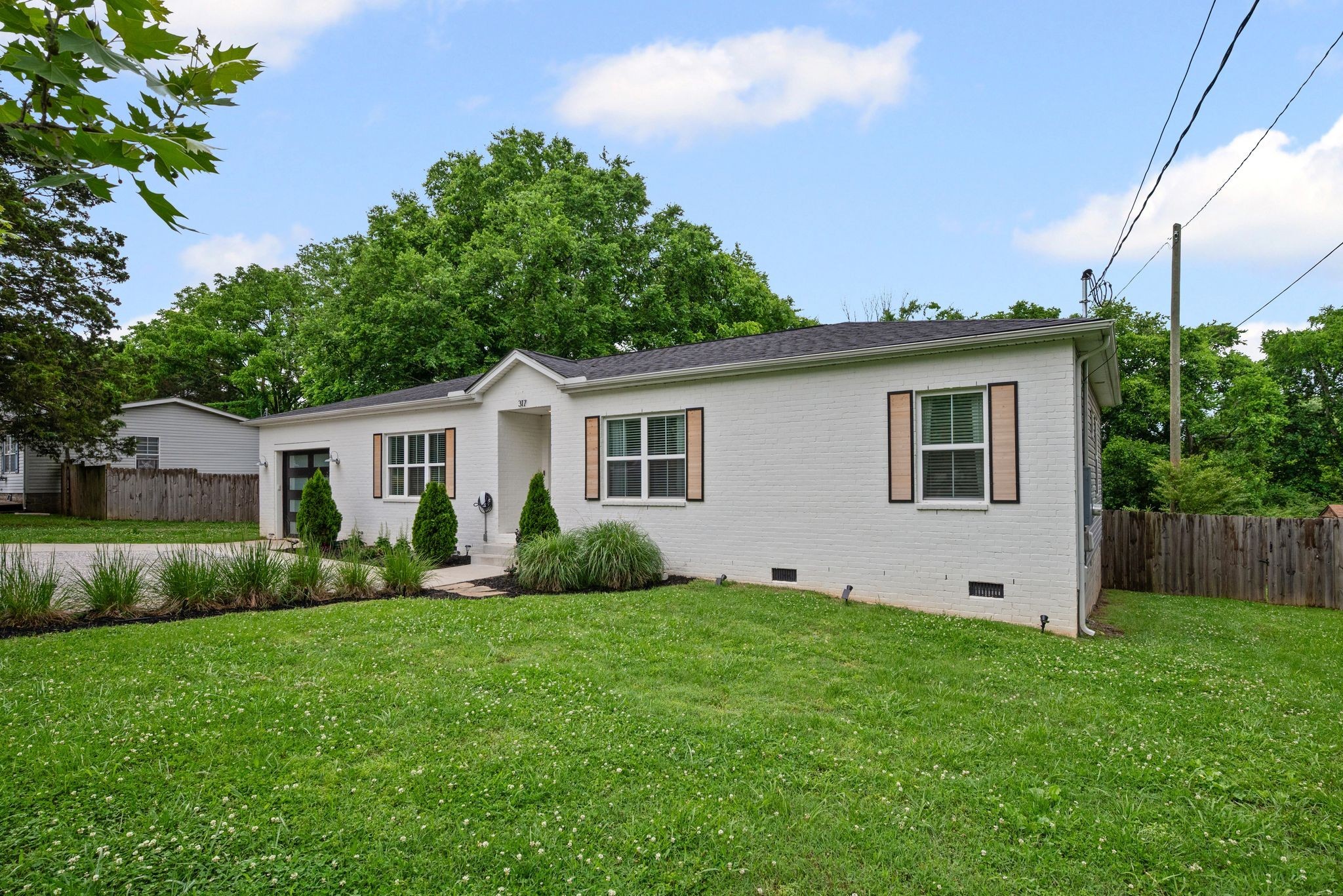 317 Manzano Rd