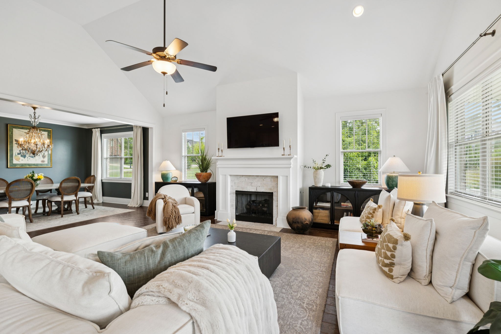 923 Hornsby Dr