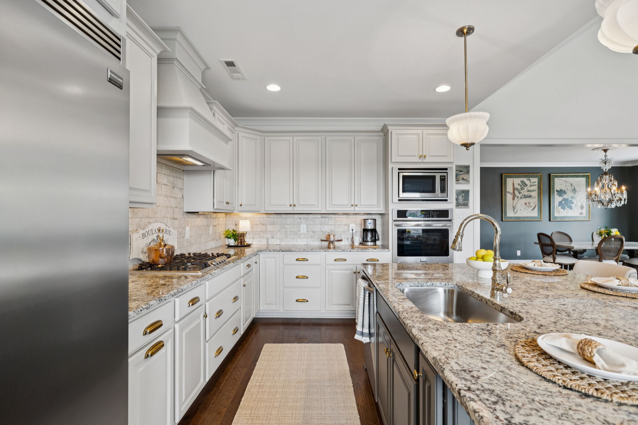 923 Hornsby Dr