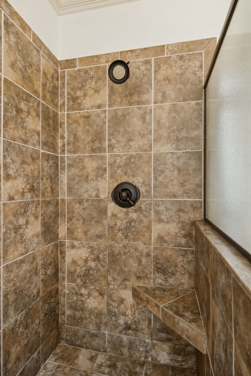 107 Brilliantine Cir
