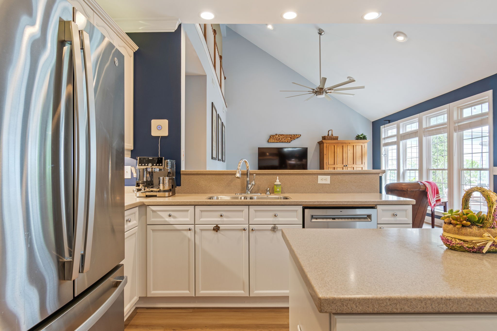107 Tulip Ln