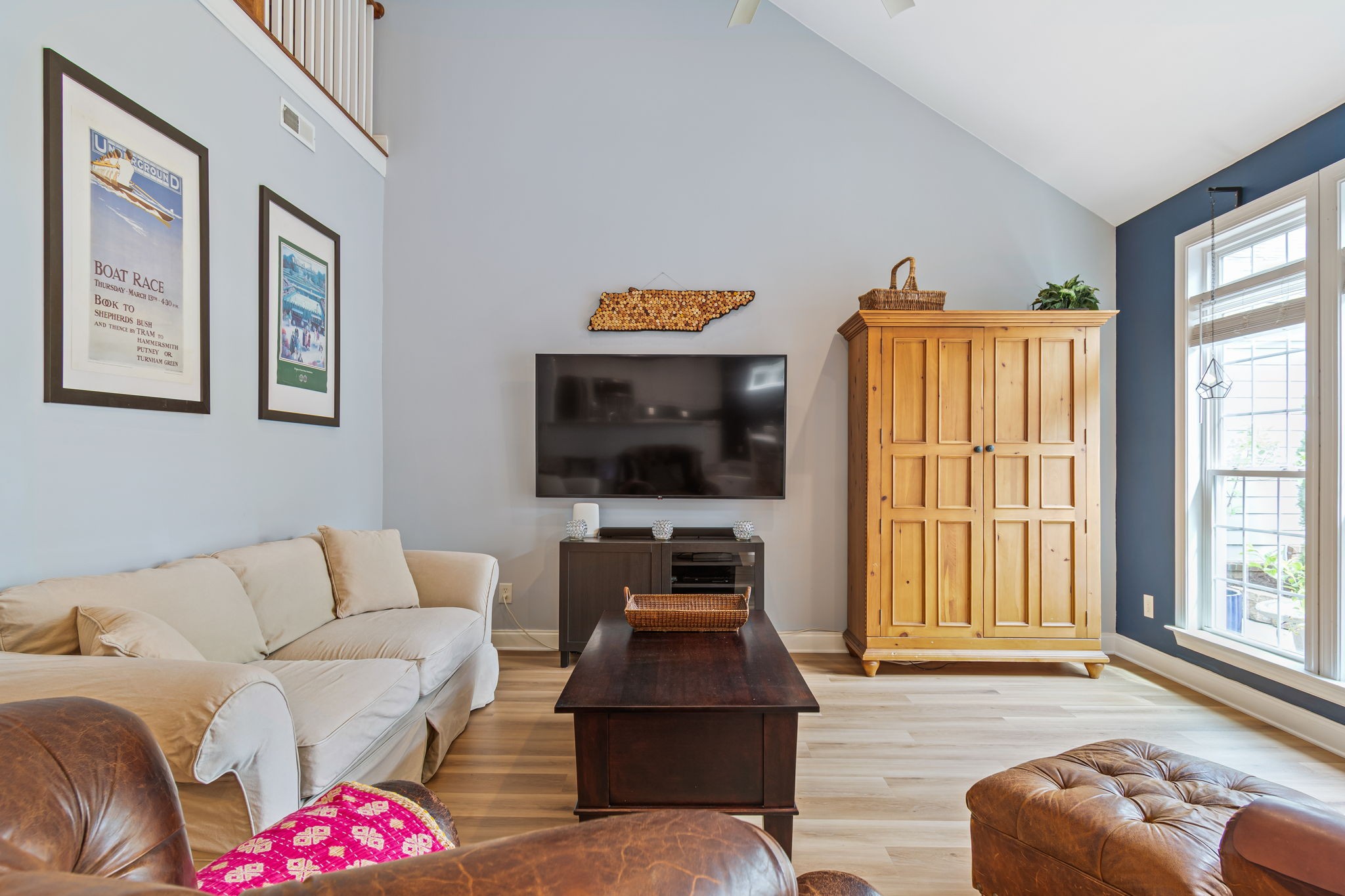107 Tulip Ln