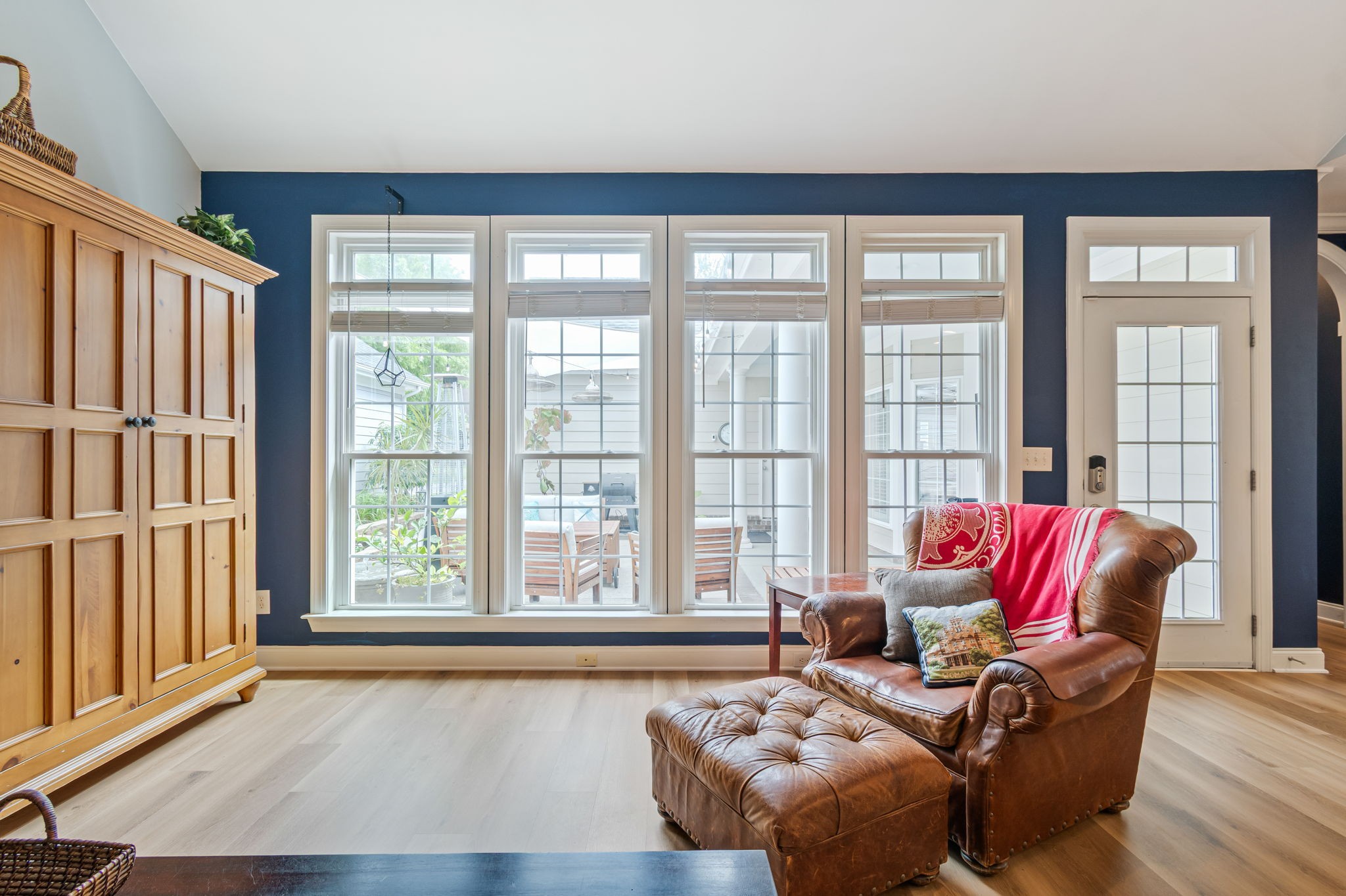 107 Tulip Ln