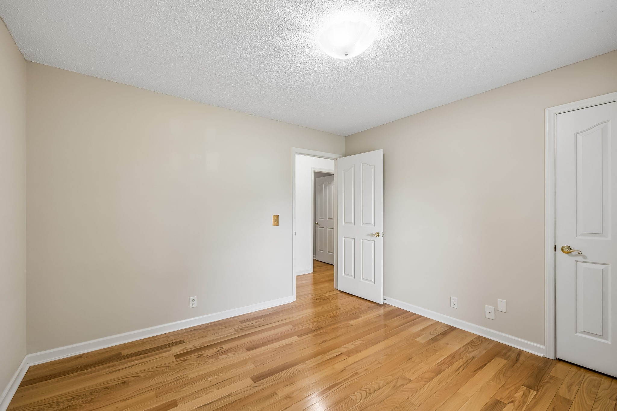 8426 Stewarts Bend Dr