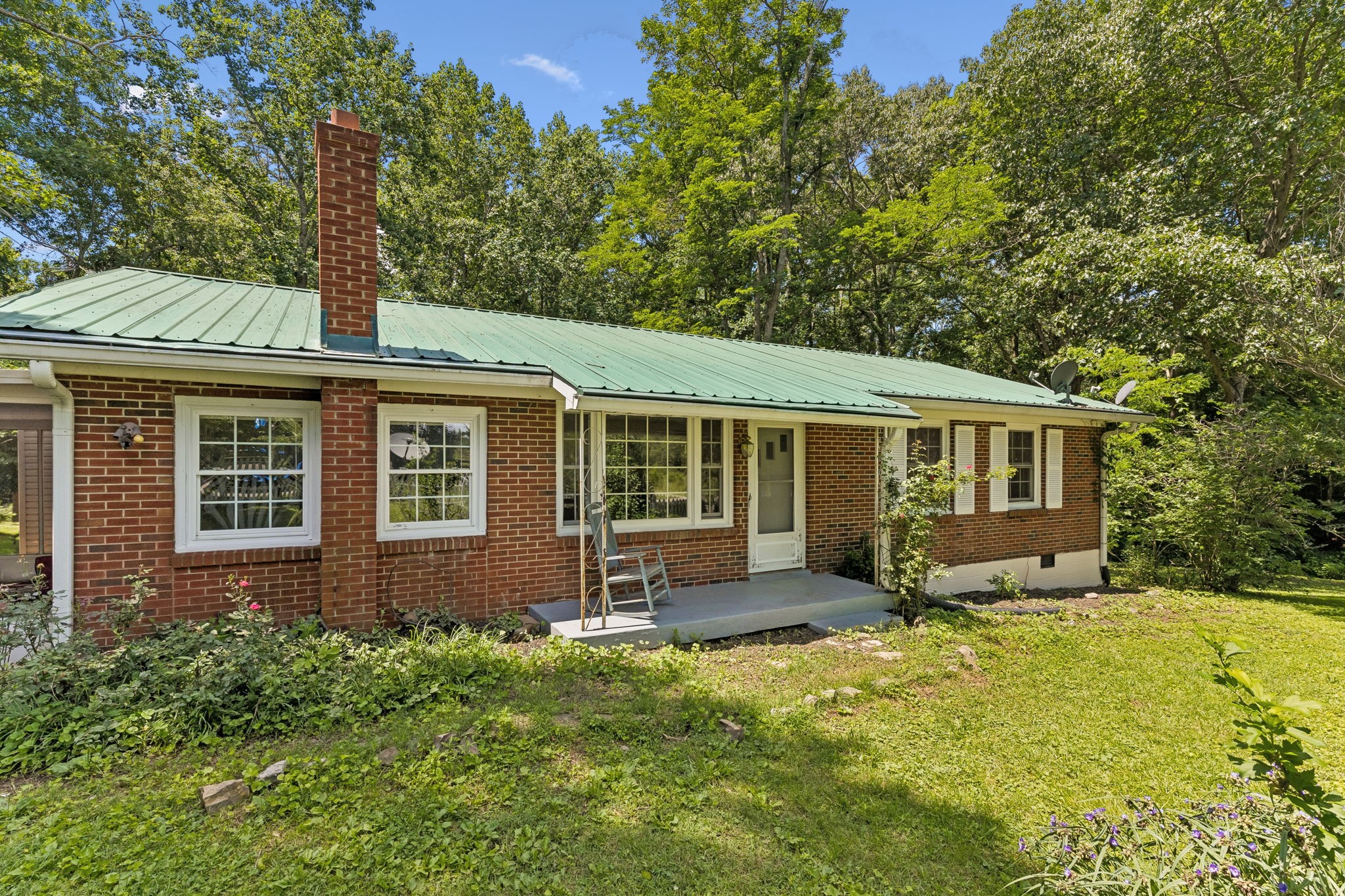 5849 Bending Chestnut Rd