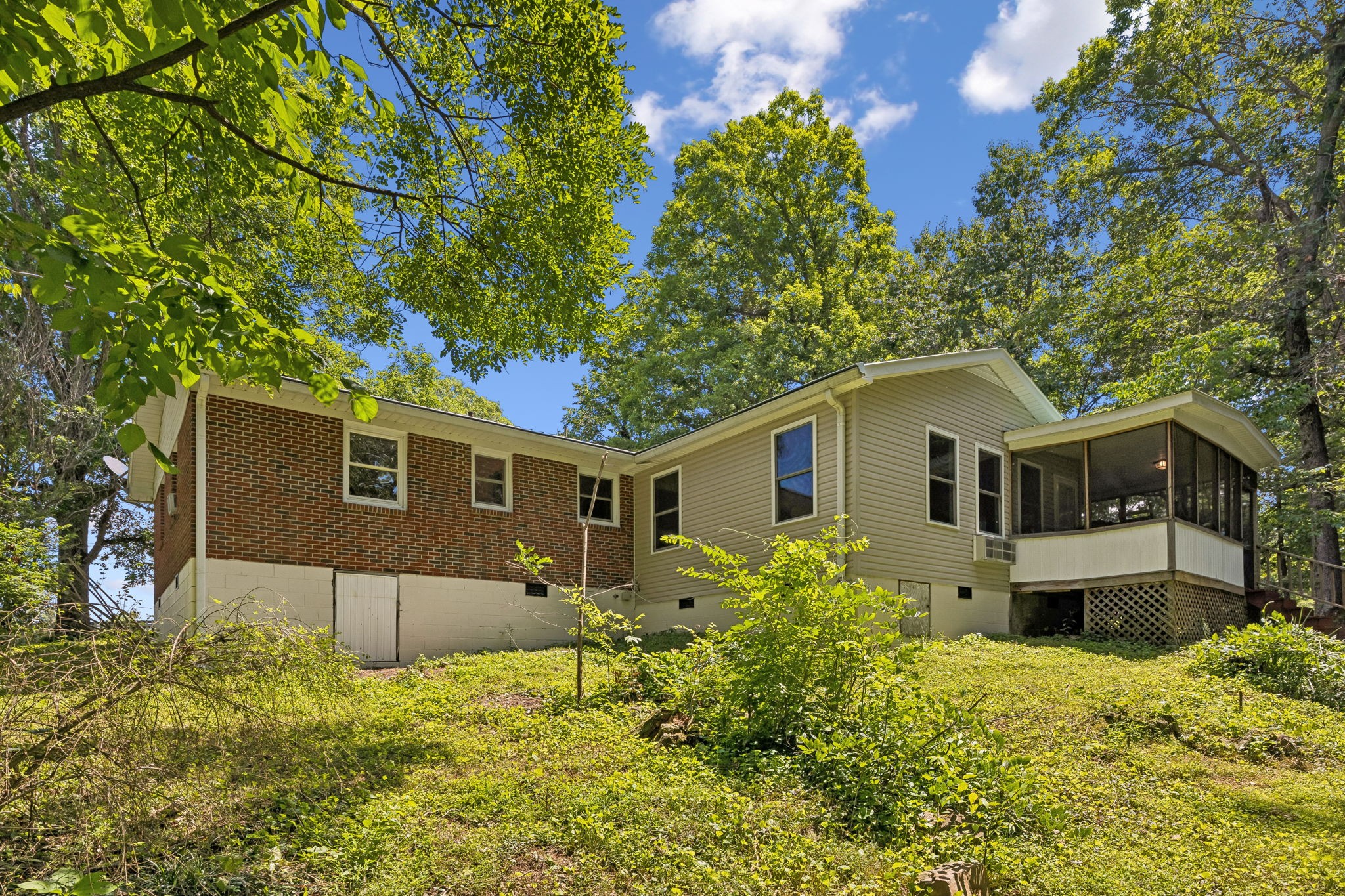 5849A Bending Chestnut Road