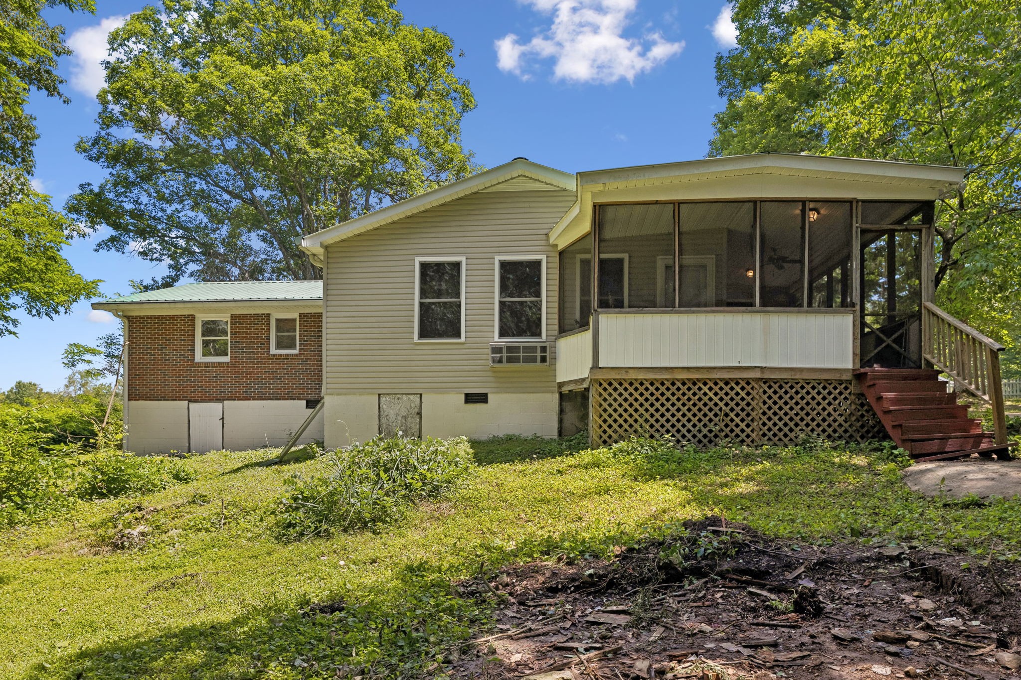 5849A Bending Chestnut Road
