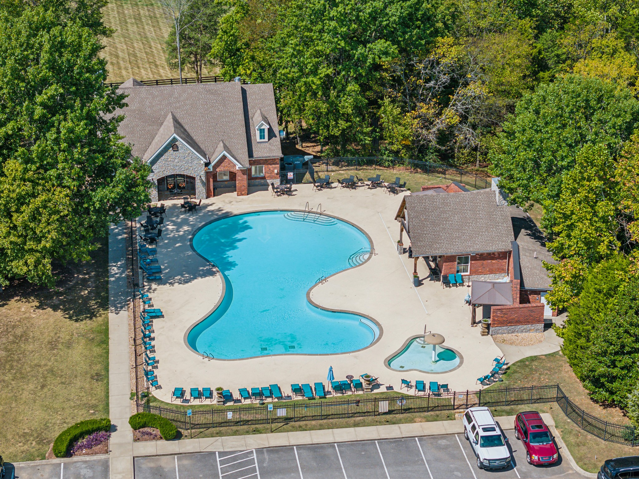5011 High Park Hill Dr