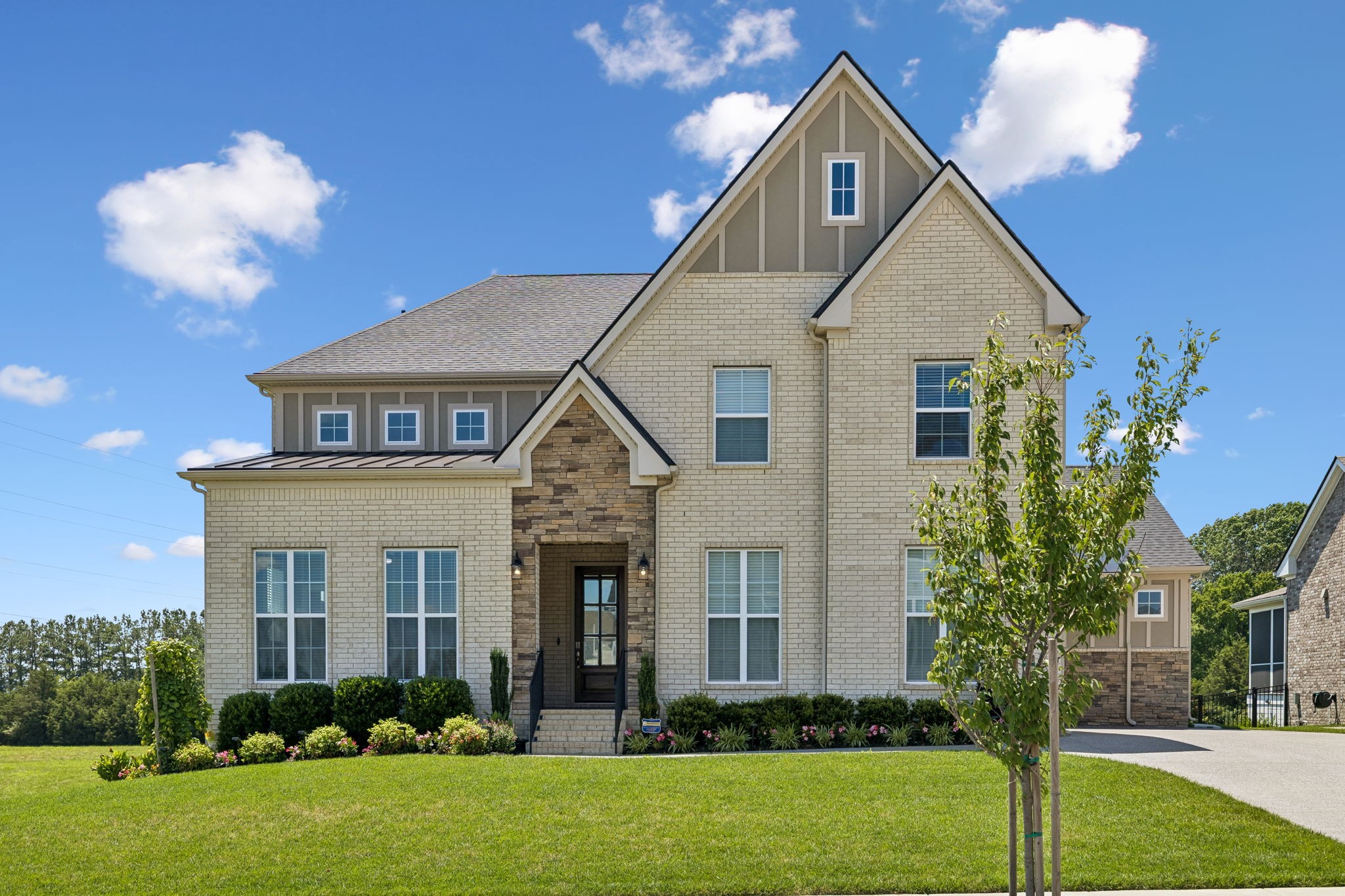 5011 High Park Hill Dr