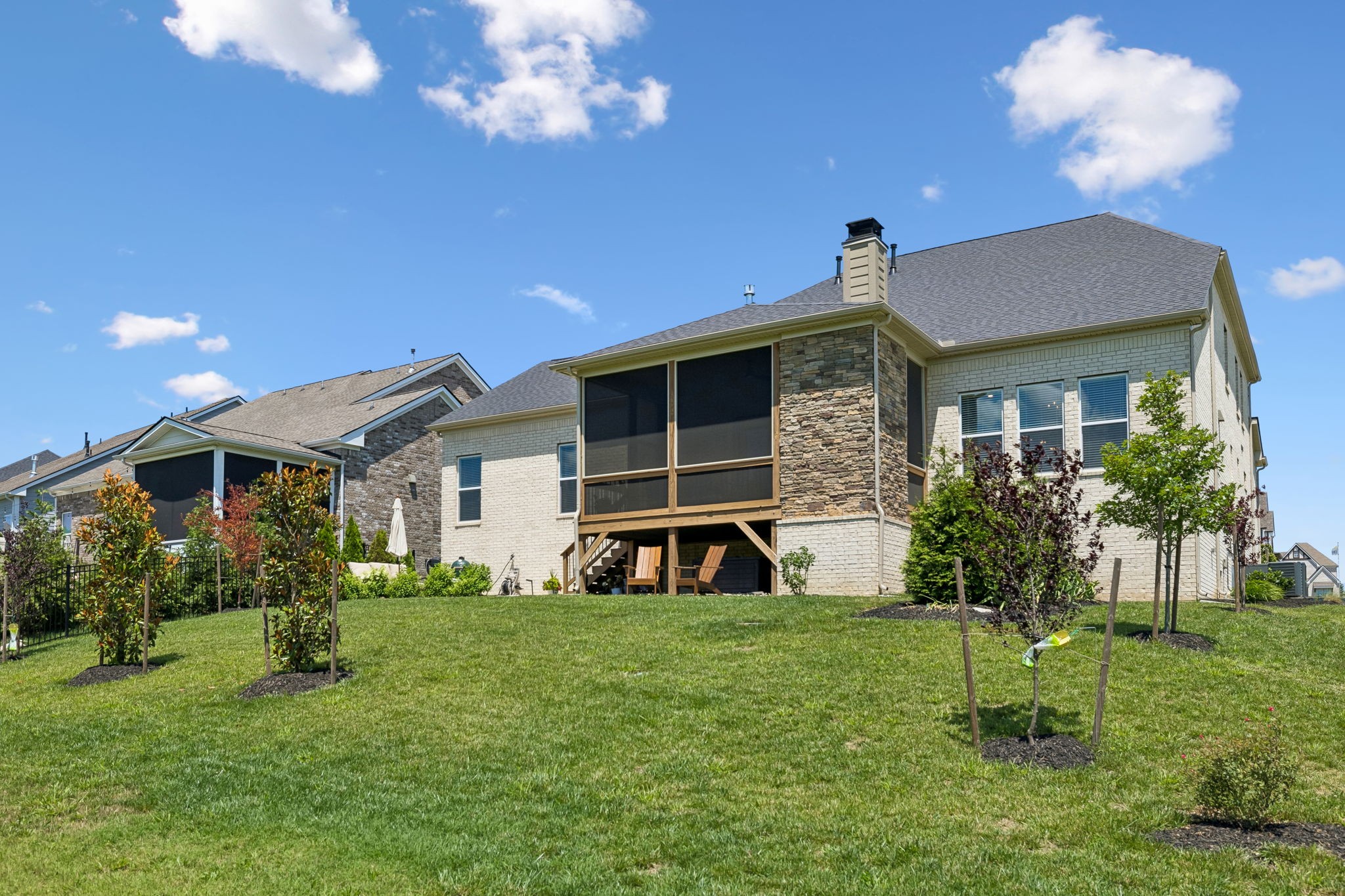 5011 High Park Hill Dr